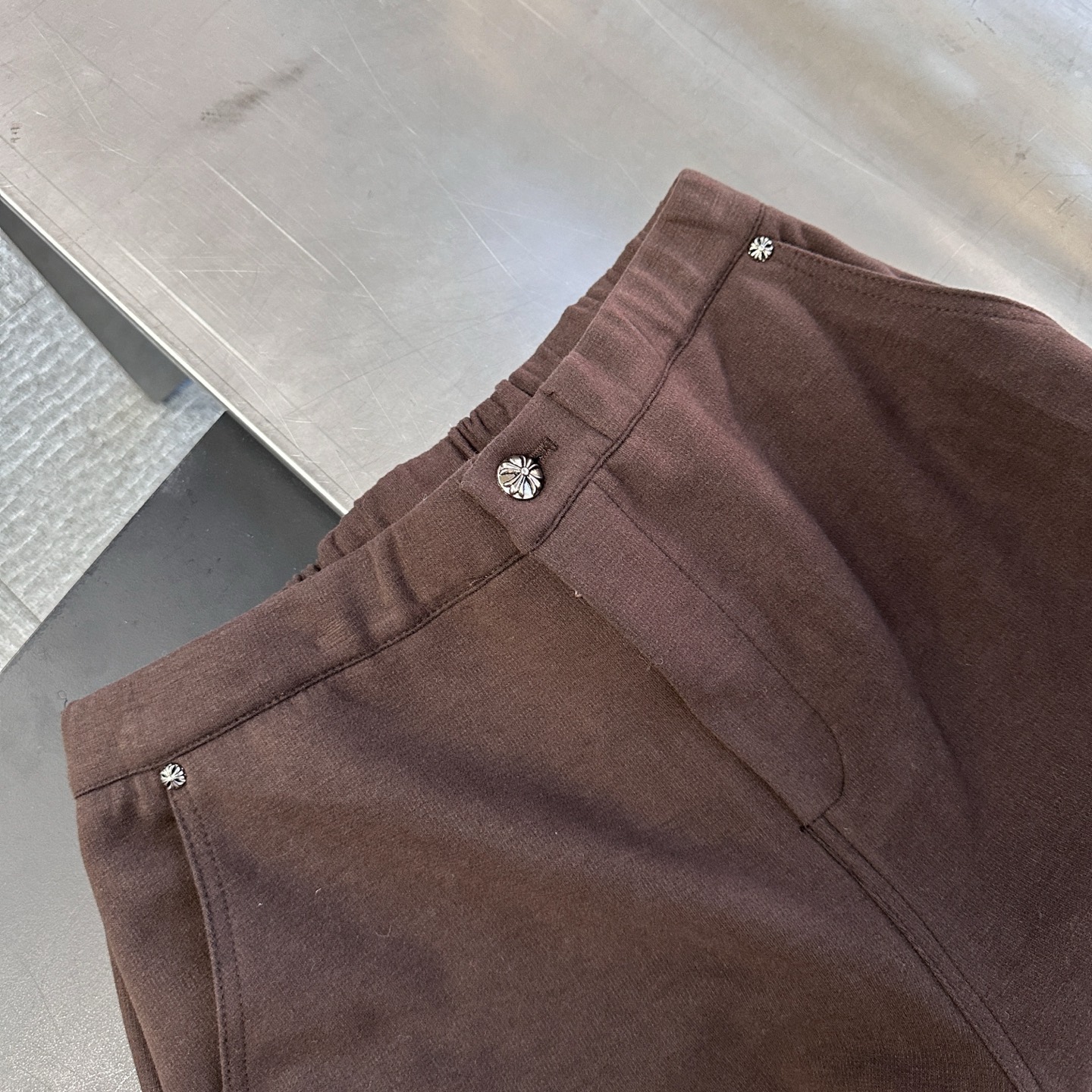 🌾克罗心 ｜ 新款休闲裤，经典时尚版型，进口天丝羊毛混纺面料，男女同款，尺码sml