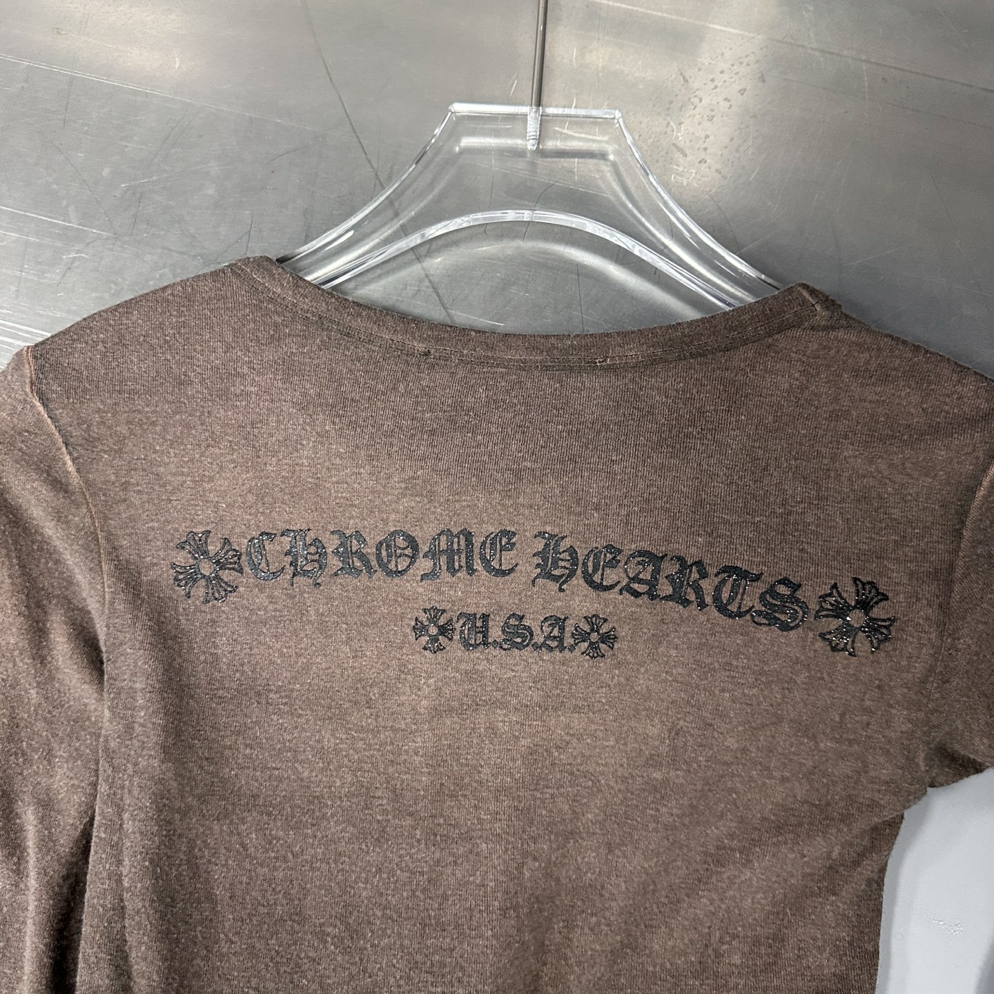 🌾克罗心 ｜ 新款长袖打底，成衣洗水炒色工艺加5处印花，人棉混纺面料亲肤感超强，尺码sml