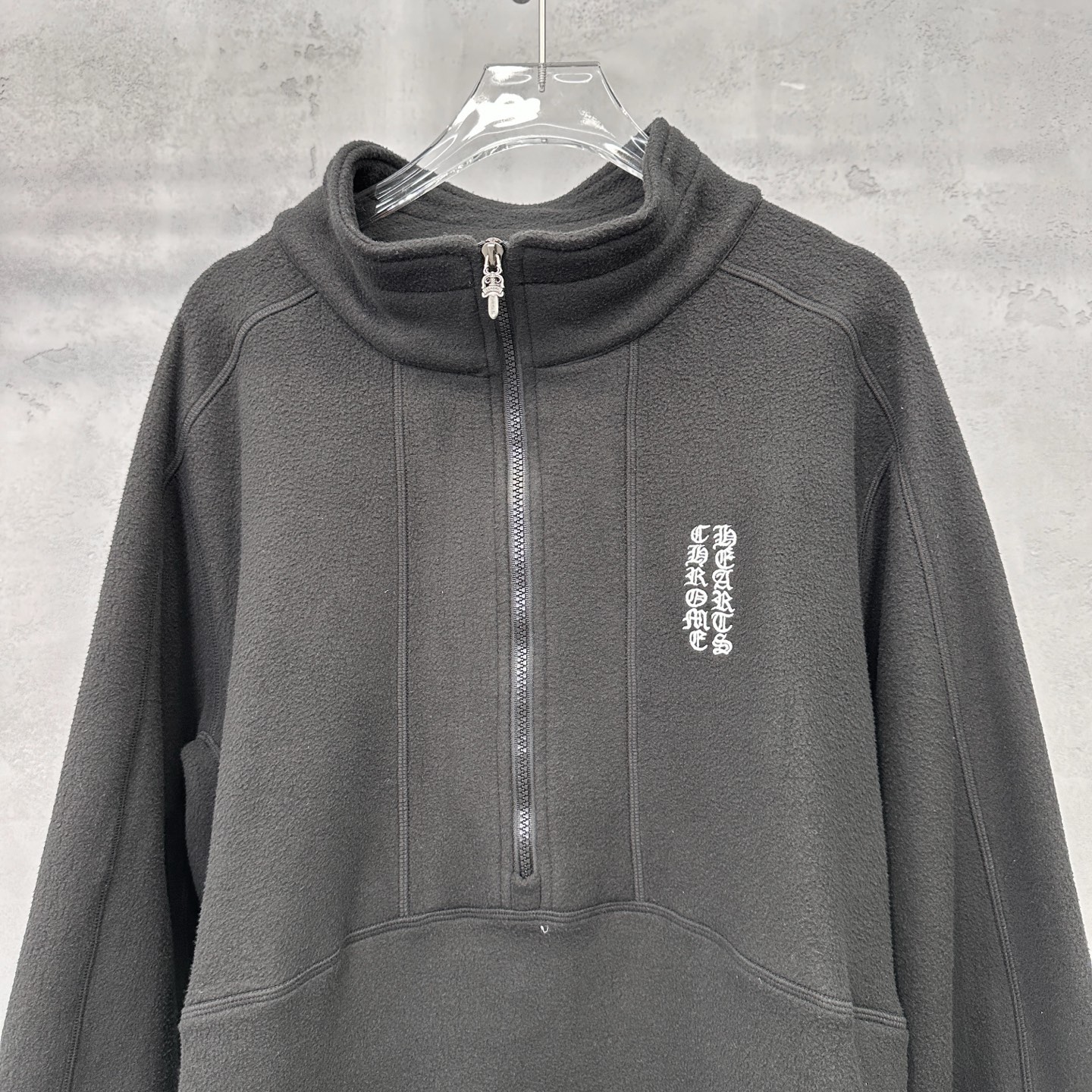 🌾克罗心 ｜ 新款套头卫衣，经典刺绣标，时尚套头卫衣款式，高密摇粒绒保暖面料，男女同款，尺码sml