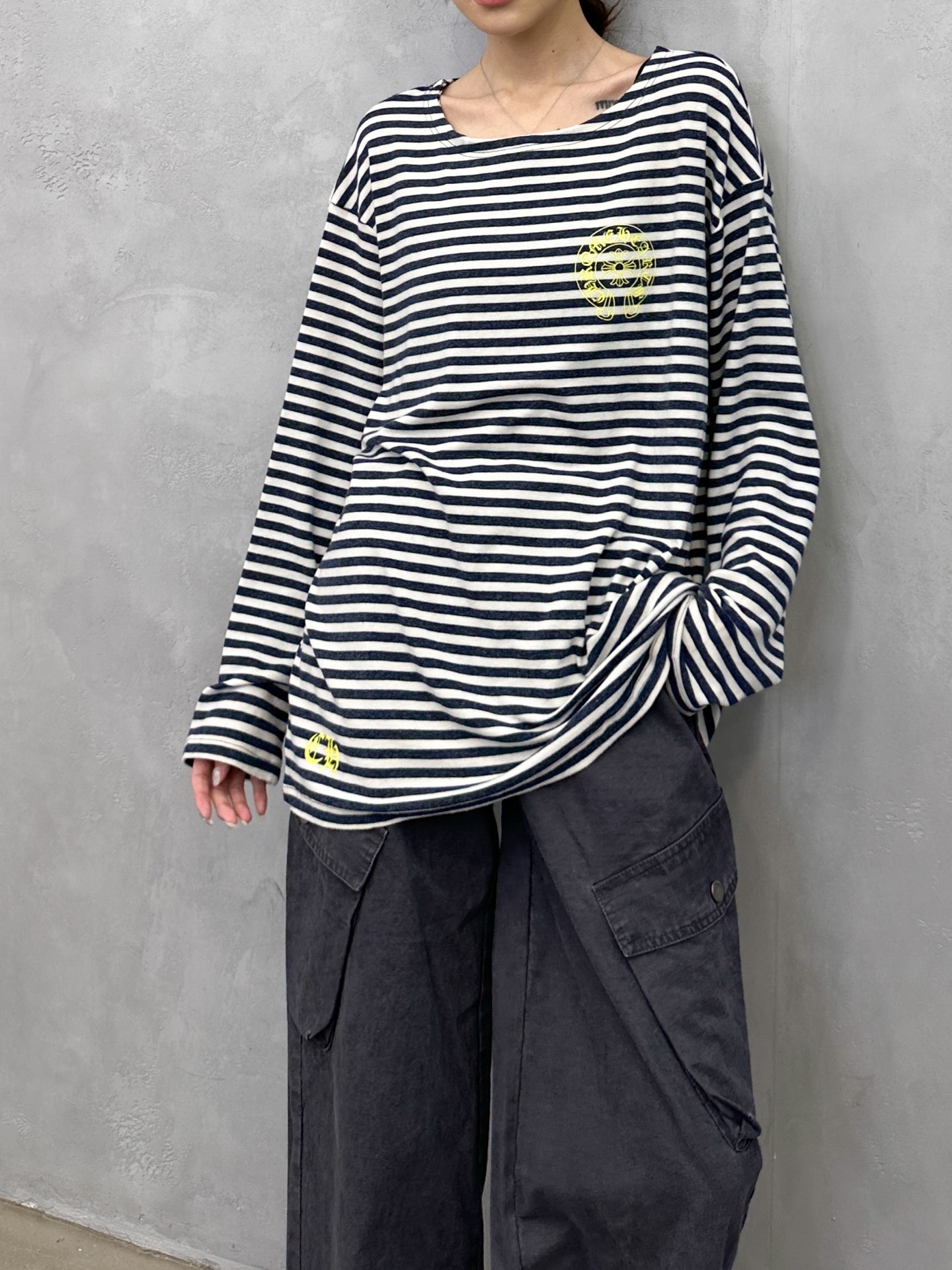 🌾克罗心 ｜ 新款长袖t，成衣洗水多处印花工艺，散口剪边做工，人棉混纺条纹面料，休闲时尚，尺码sml