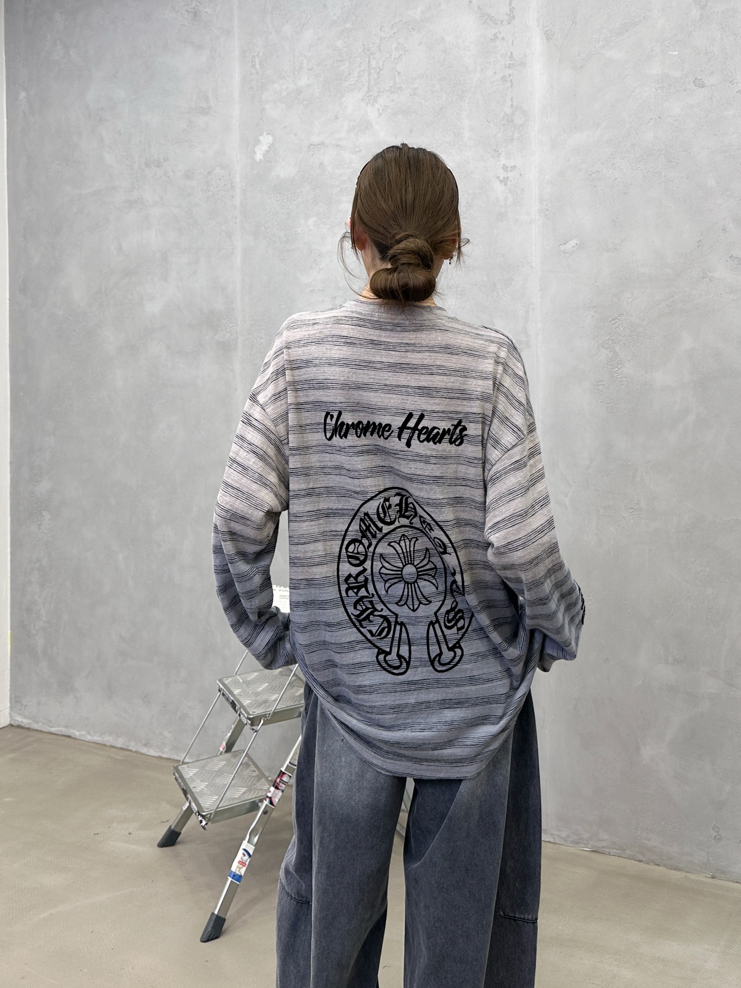 🌾克罗心 ｜ 新款长袖t，成衣洗水喷色吊磨工艺加成衣植绒印花，男女同款，尺码sml