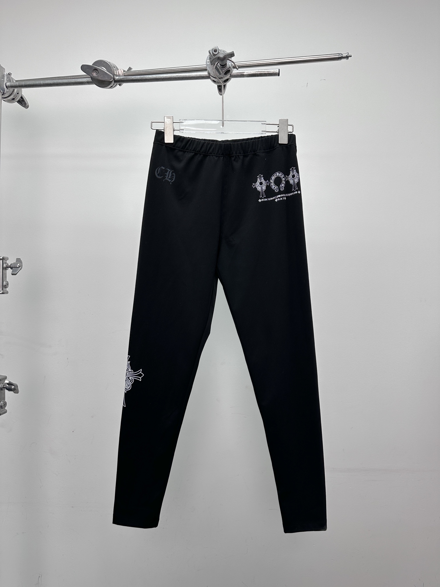 🌾克罗心 ｜ 新款瑜伽裤，基础打底裤款式，全身4处印花工艺，休闲时尚，尺码sml