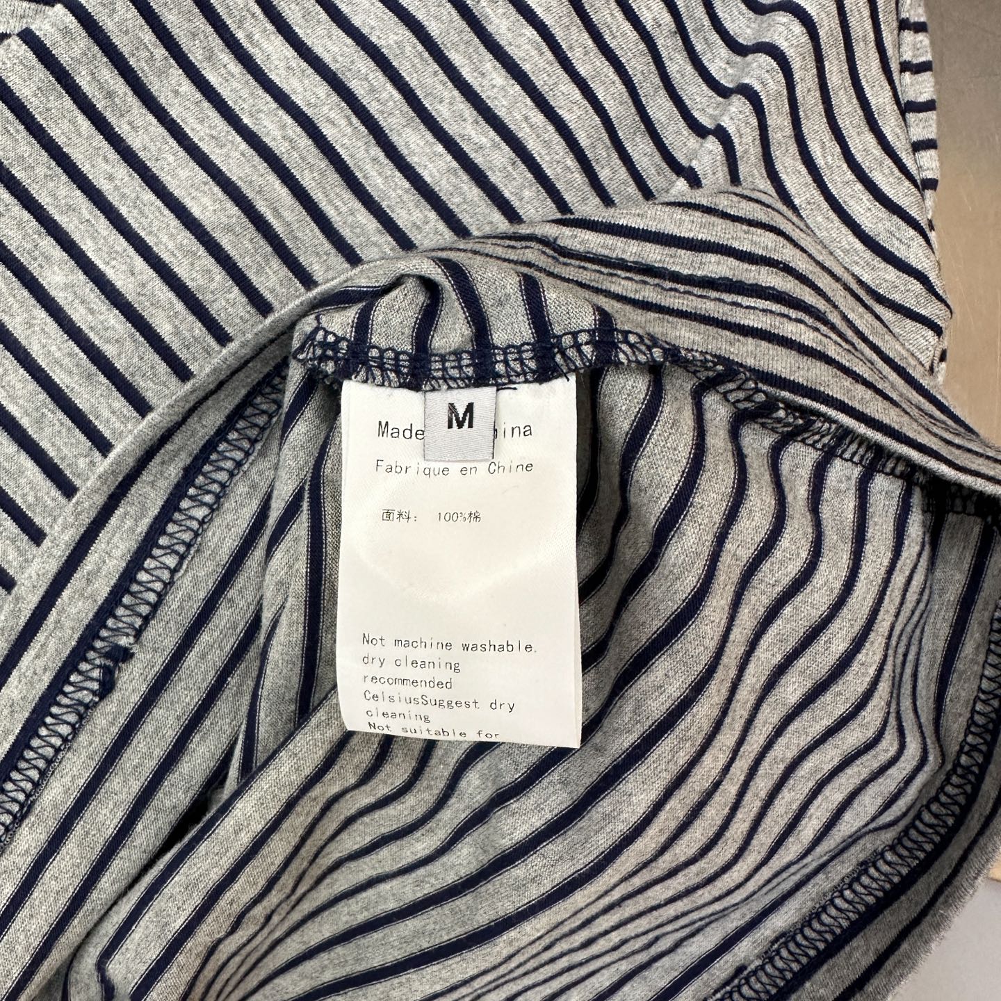 🌾miu ｜ 新款长袖t，成衣洗水工艺加经典贴布绣标，全棉条纹面料，休闲时尚，尺码sml