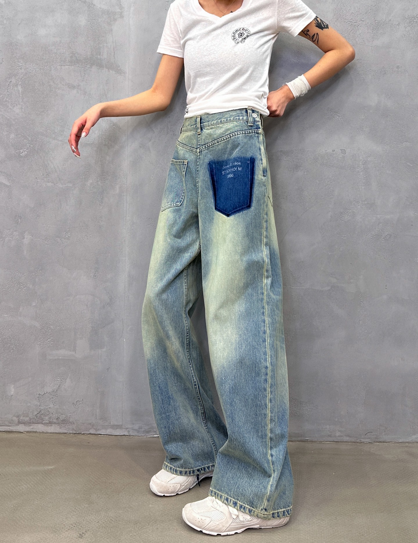 🌾Acne ｜ 新款牛仔裤，成衣洗水喷色工艺，经典印花标，休闲时尚，尺码sml