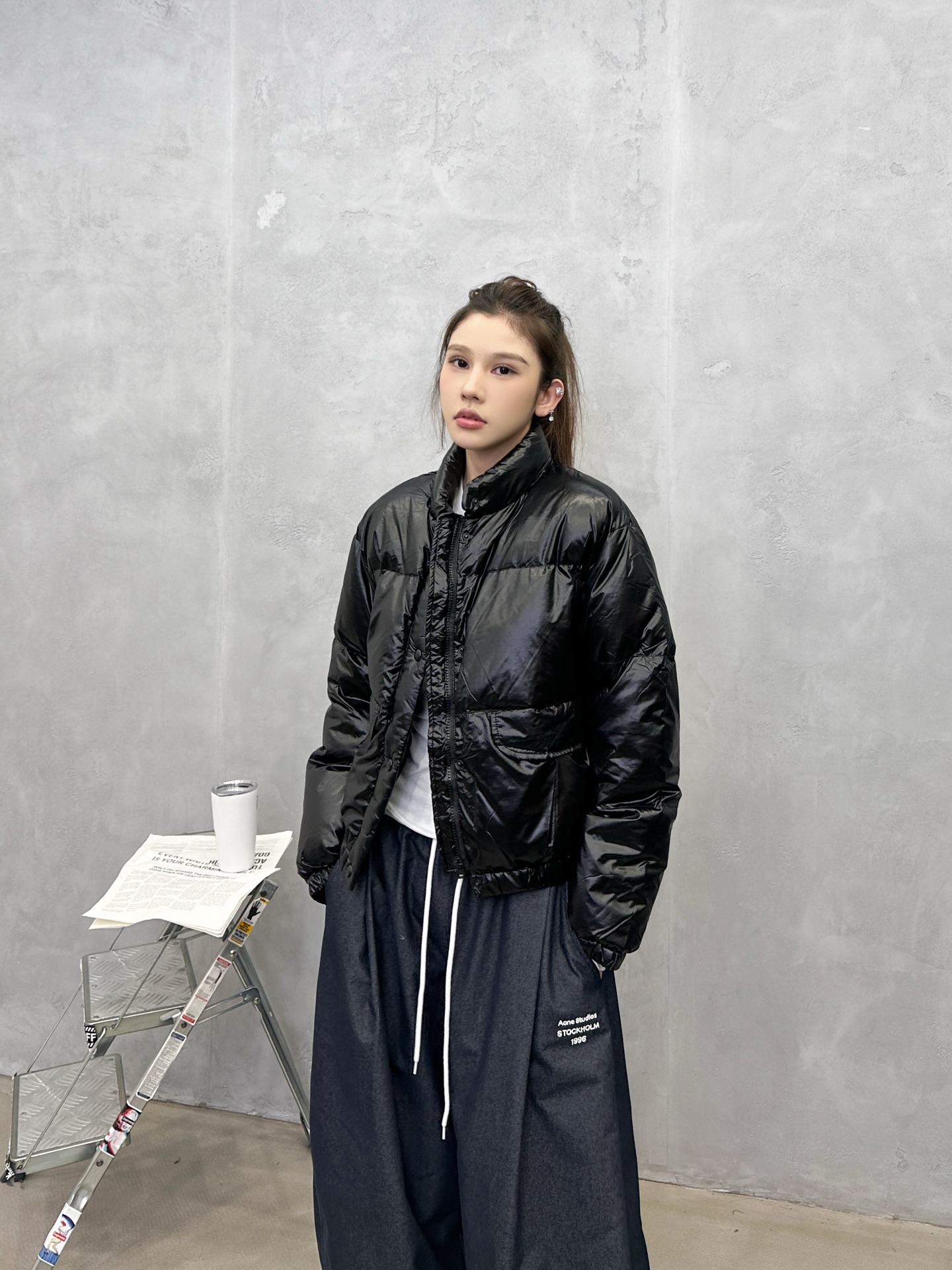 🌾ACNE｜新款羽绒服，进口超密纤维面布，手感舒适柔软细腻，90白鸭绒填充保暖实穿，短款版型小个子友好，