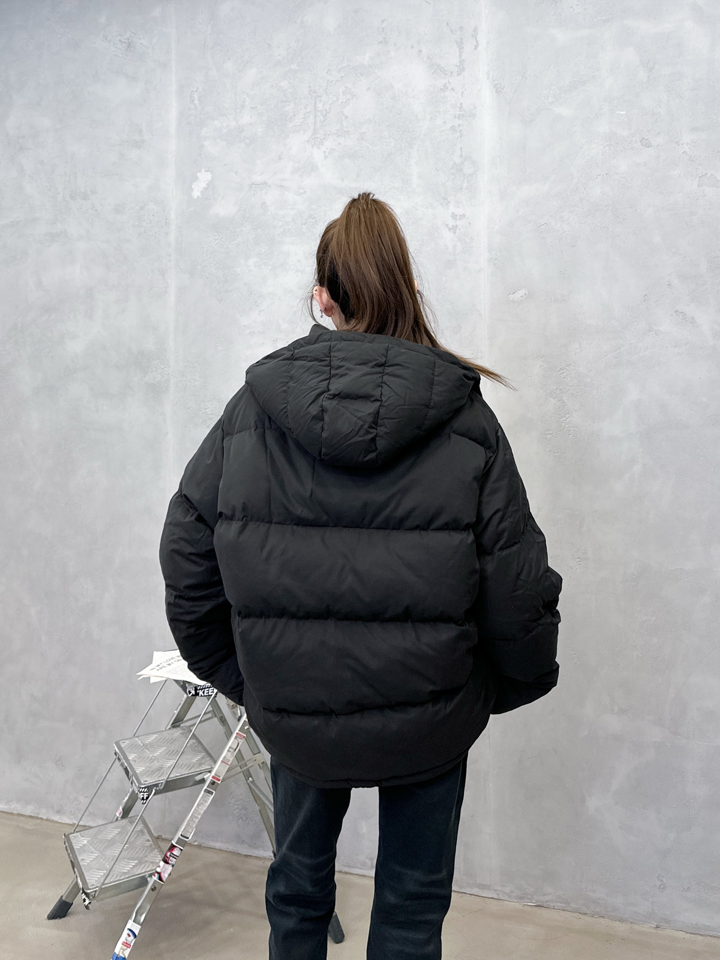 🌾AW｜新款羽绒服，磨毛棉面料手感柔软肉感十足，连帽设计运动休闲，绗缝车线不易跑绒，内胆90白鸭绒填充，