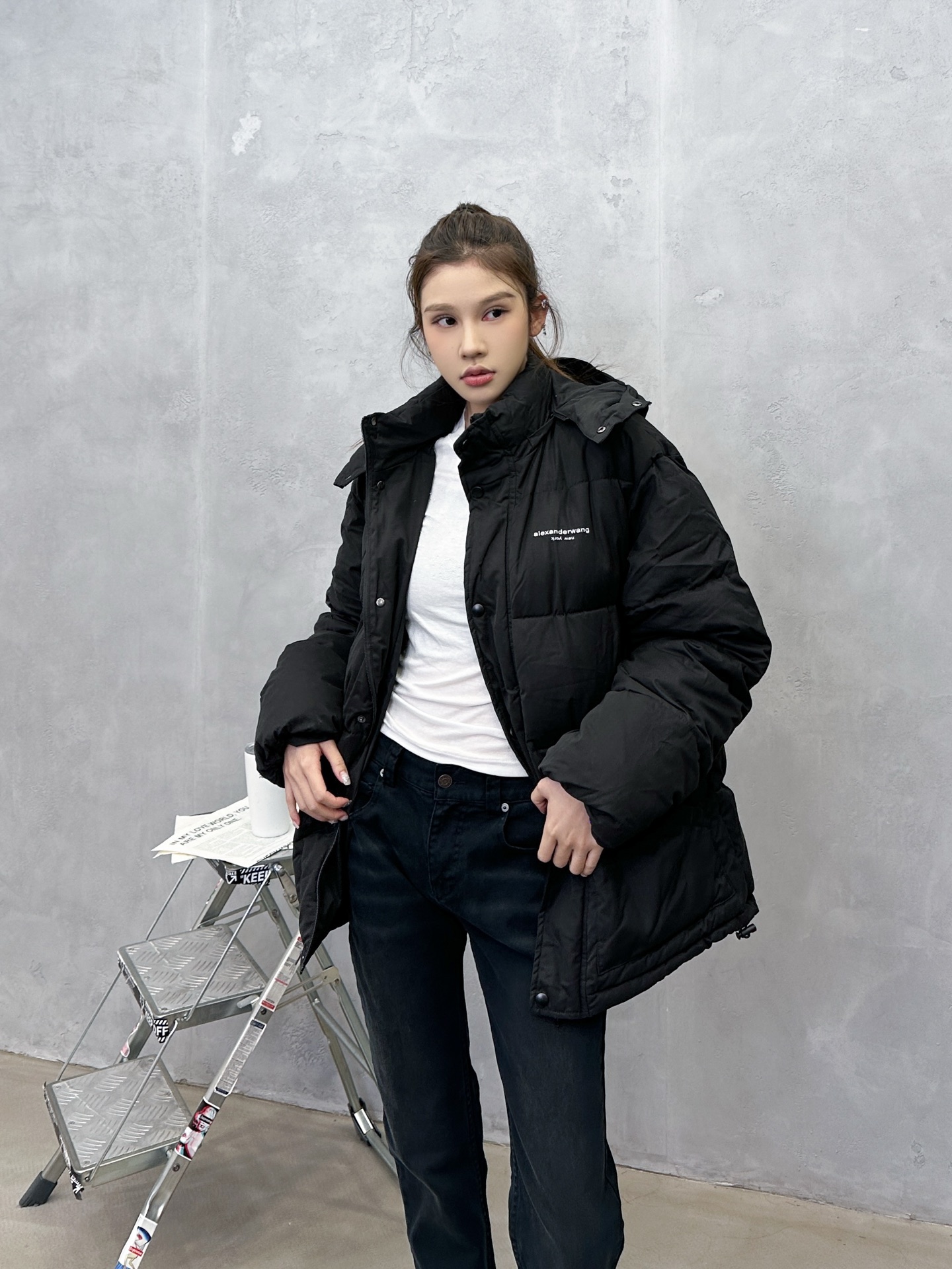 🌾AW｜新款羽绒服，磨毛棉面料手感柔软肉感十足，连帽设计运动休闲，绗缝车线不易跑绒，内胆90白鸭绒填充，