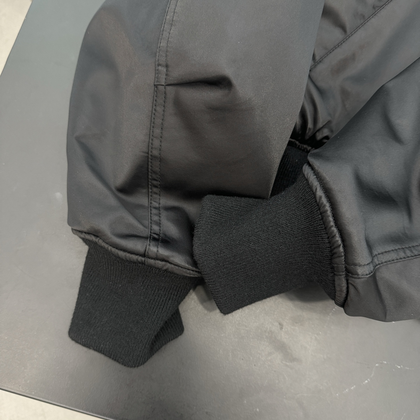 🌾大王 ｜ 新款棉服，特殊高密聚酯纤维面料，时尚飞行员夹克版型，尺码sml