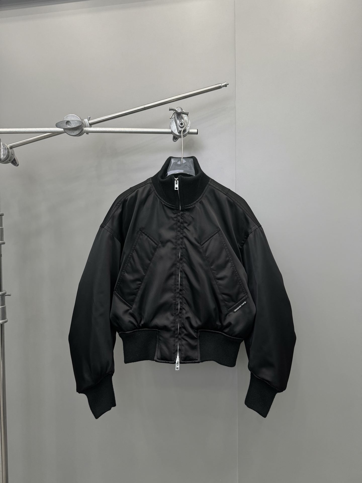 🌾大王 ｜ 新款棉服，特殊高密聚酯纤维面料，时尚飞行员夹克版型，尺码sml