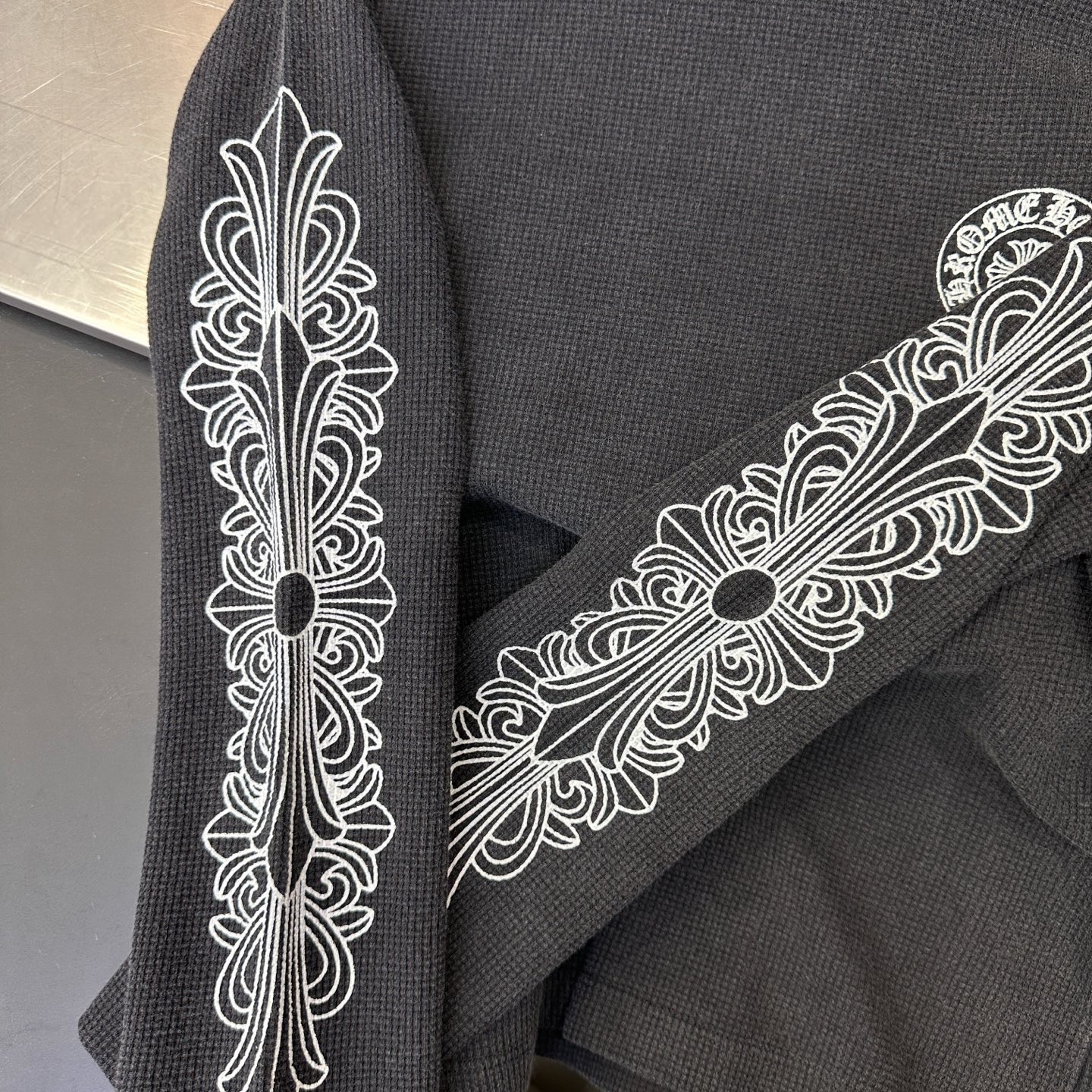 🌾克罗心 ｜ 新款长袖打底，成衣洗水加全身5处印花工艺，休闲时尚，尺码sml