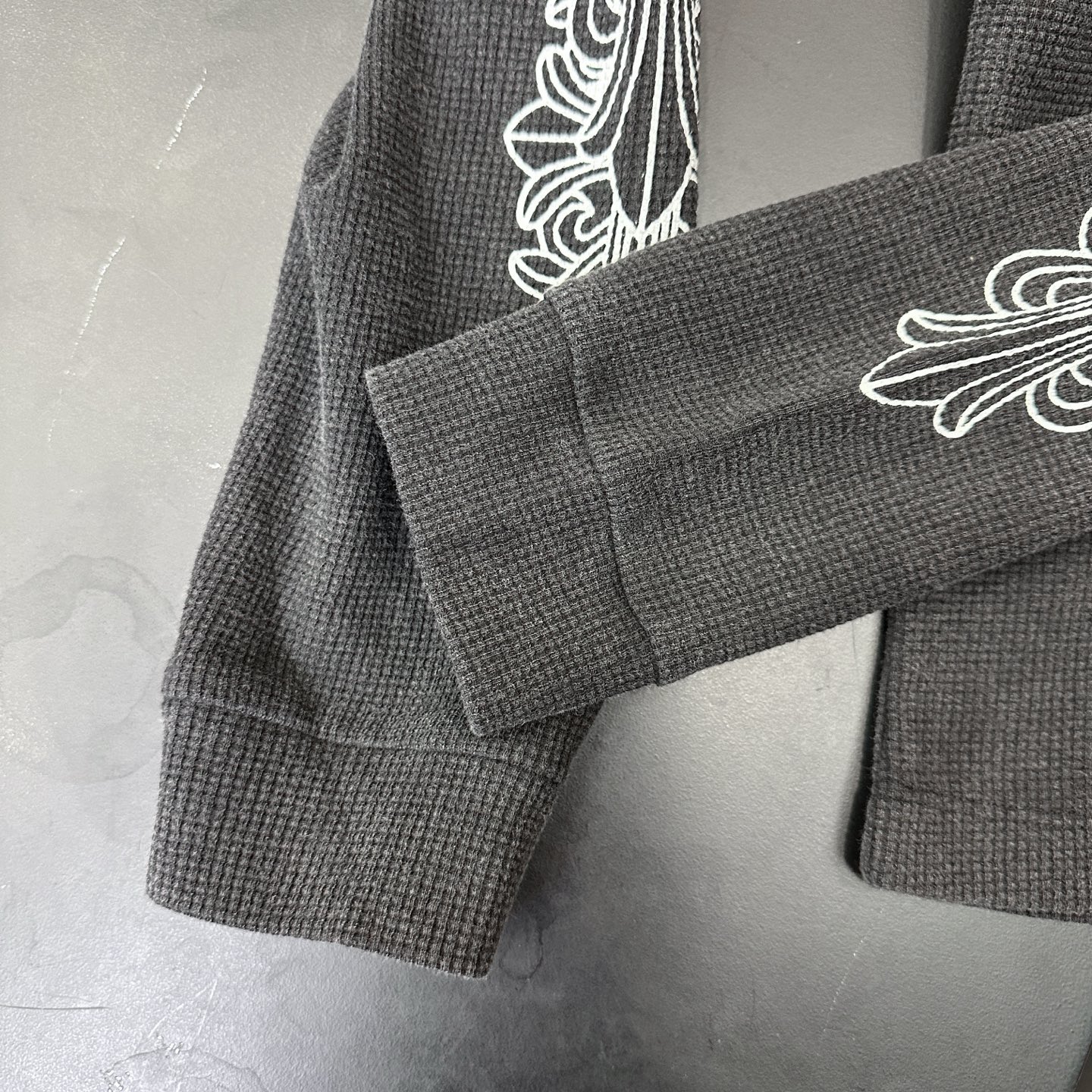 🌾克罗心 ｜ 新款长袖打底，成衣洗水加全身5处印花工艺，休闲时尚，尺码sml