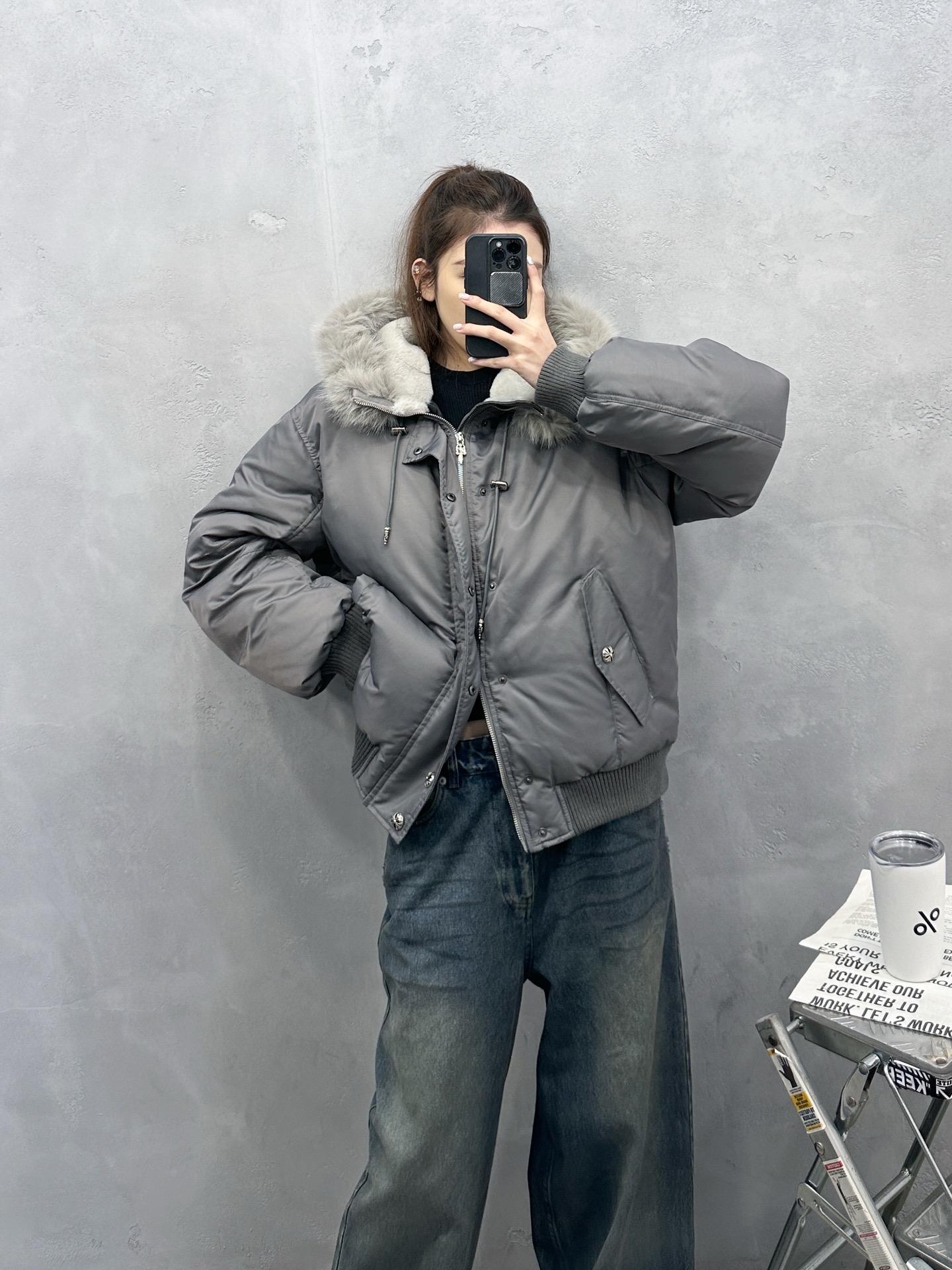 🌾克罗心 ｜ 新款羽绒服，经典品牌五金配饰，飞行员夹克版型，环保仿毛冒领，90白鹅绒填充，男女同款，尺码