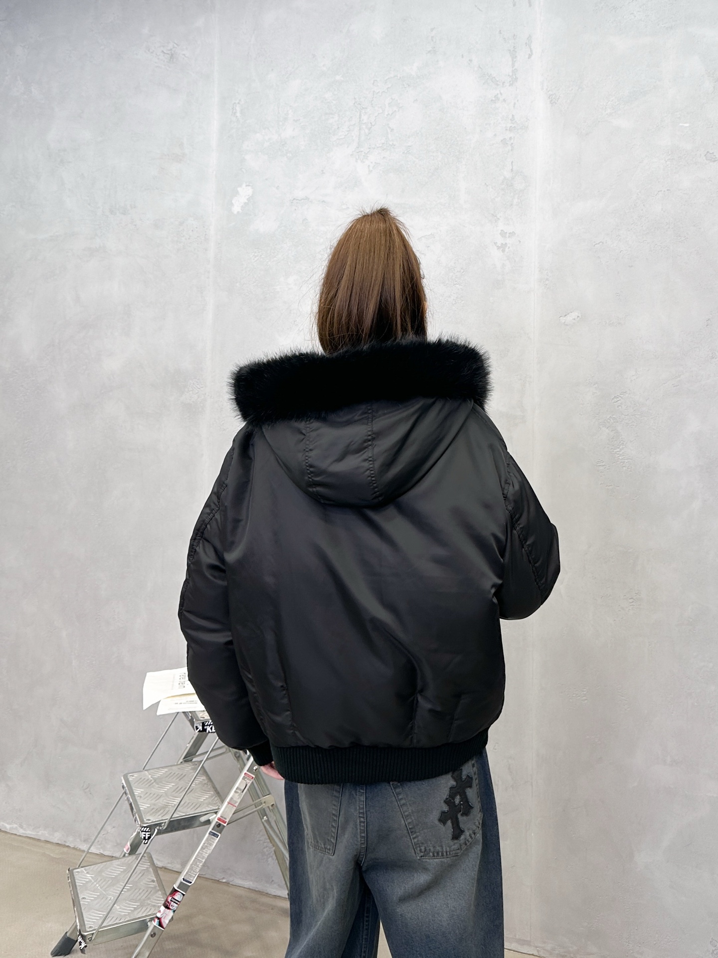 🌾克罗心 ｜ 新款羽绒服，经典品牌五金配饰，飞行员夹克版型，环保仿毛冒领，90白鹅绒填充，男女同款，尺码