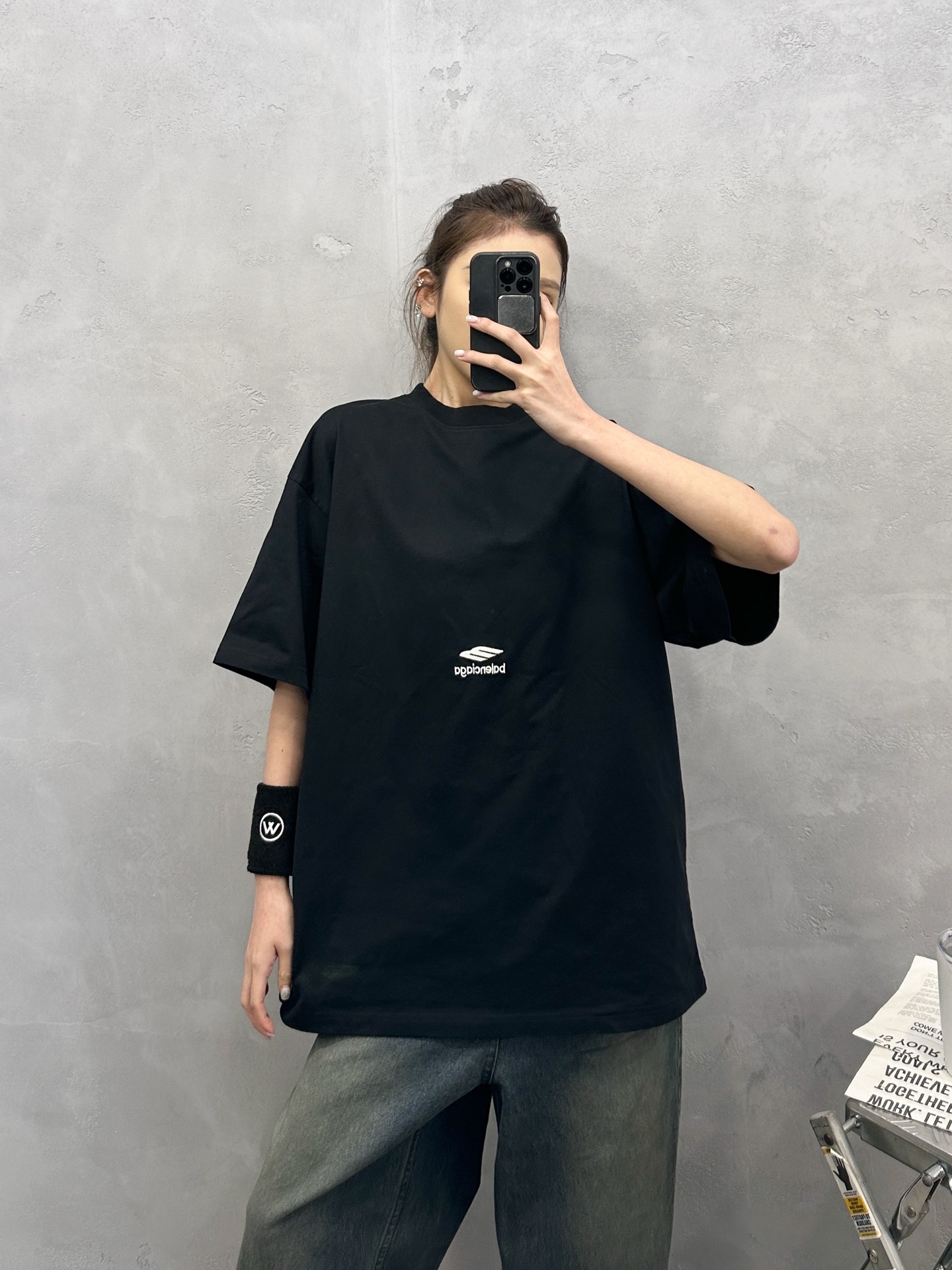 🌾巴黎 ｜ 新款短袖t，成衣洗水工艺加多处刺绣，男女同款，尺码sml