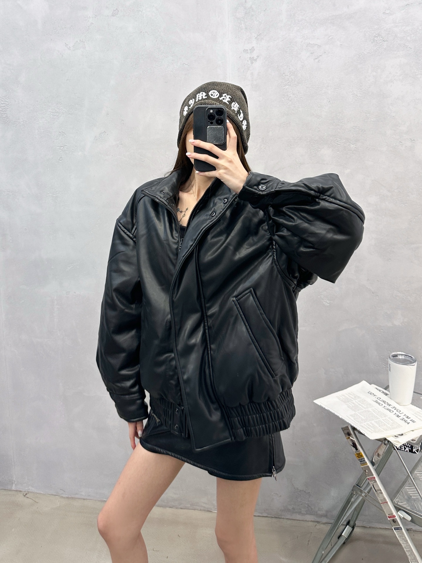 🌾新款夹克棉服，进口蛋白皮面料，肉感十足仿真肌理手感超棒，下摆弹力带松紧，短款夹克版型，男女同款，后背搭