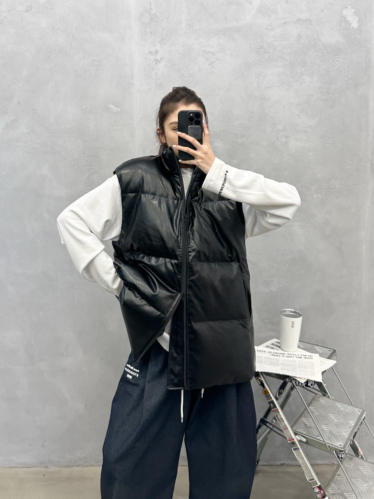 🌾巴黎 ｜ 新款羽绒马甲，经典刺绣标，环保pu仿皮面料，90白鹅绒填充，男女同款，尺码sml