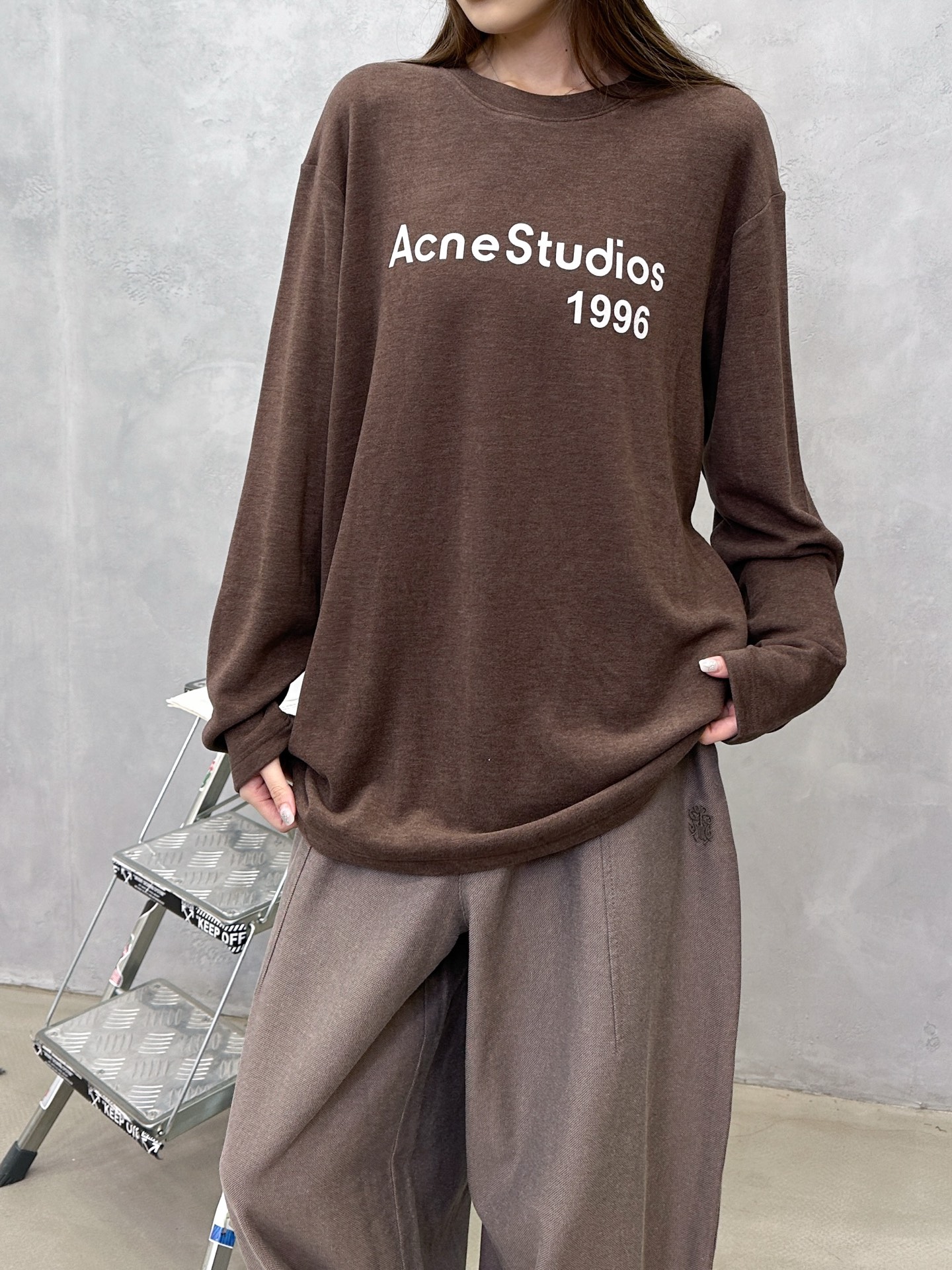 🌾Acne ｜ 新款长袖t，成衣洗水加厚版印花工艺，进口保暖德绒面料，时尚休闲，尺码sml