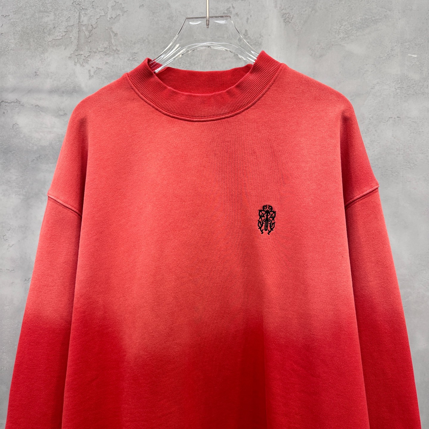 💰克罗心 ｜ 新款套头卫衣，成衣洗水喷色加前后刺绣工艺，男女同款，尺码sml