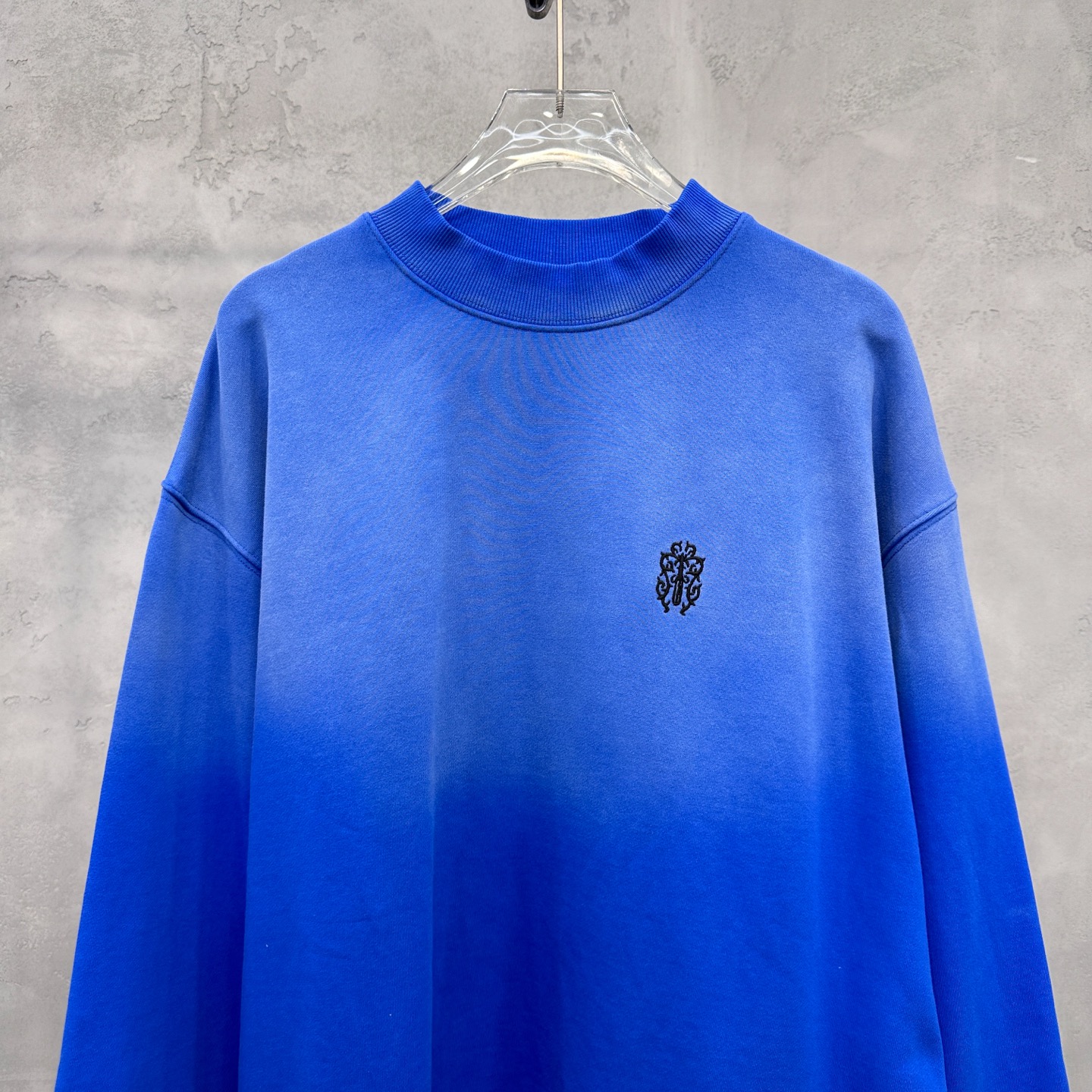 💰克罗心 ｜ 新款套头卫衣，成衣洗水喷色加前后刺绣工艺，男女同款，尺码sml