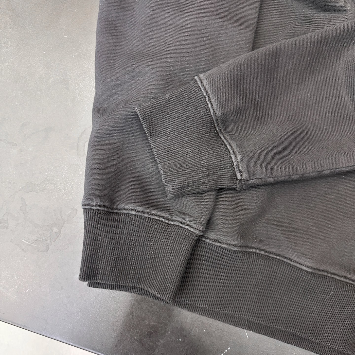 💰克罗心 ｜ 新款套头卫衣，成衣洗水喷色加前后刺绣工艺，男女同款，尺码sml