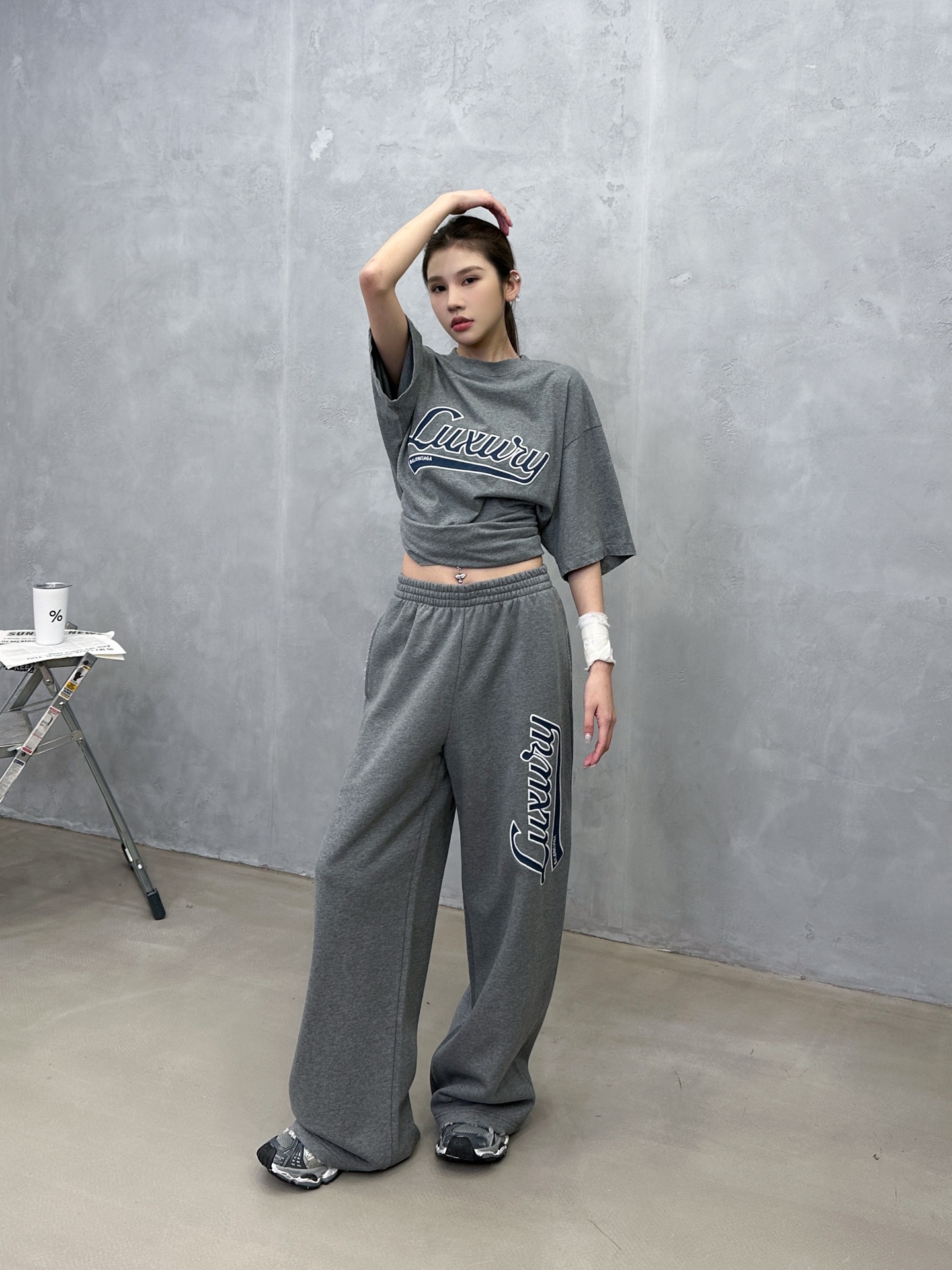 💰巴黎 ｜ 新款休闲卫裤，成衣洗水吊磨工艺叠加平绣贴布绣，男女同款，尺码sml