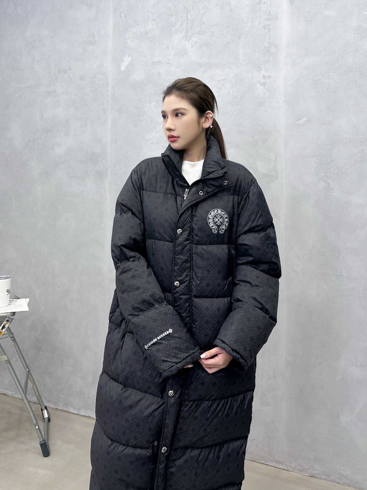 🌾克罗心 ｜ 新款长羽绒服，经典印花标，品牌提花超薄面料，90白鹅绒填充，男女同款，尺码sml