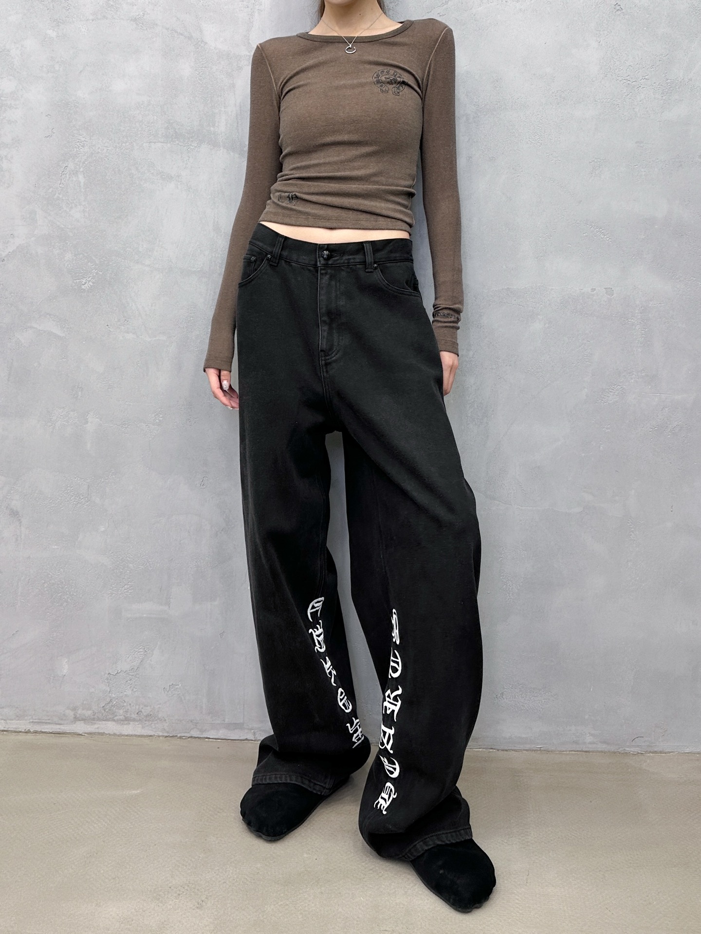 🌾克罗心 ｜ 新款牛仔裤，成衣洗水加对称刺绣工艺，保暖加绒牛仔布，男女同款，尺码sml