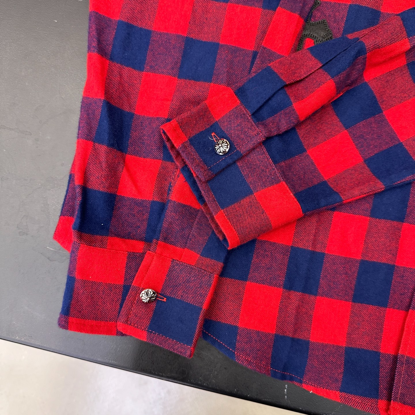 🌾克罗心 ｜ 新款格子衬衣，成衣洗水定型加手工刺绣十字标，日本进口格纹面料，男女同款，尺码sml