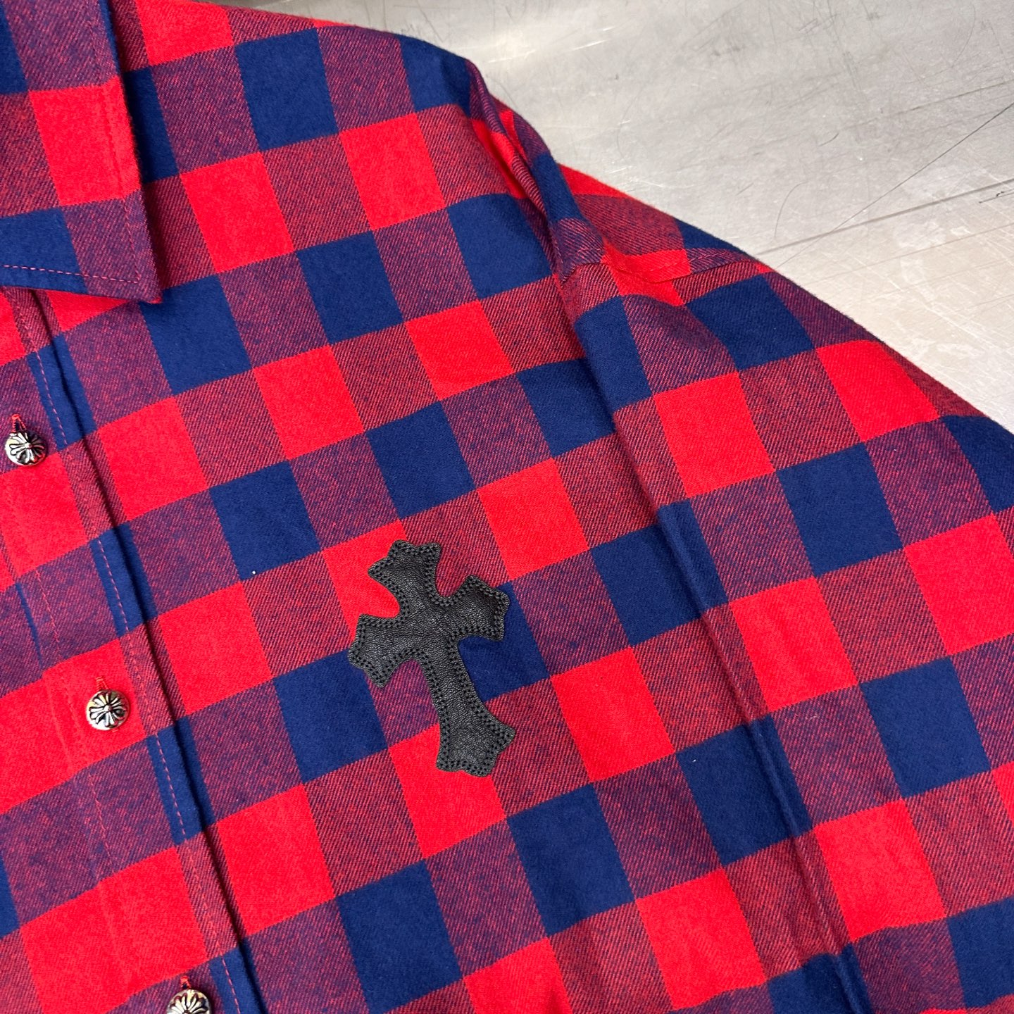 🌾克罗心 ｜ 新款格子衬衣，成衣洗水定型加手工刺绣十字标，日本进口格纹面料，男女同款，尺码sml