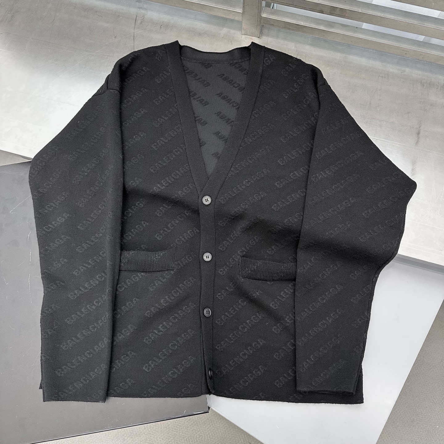 🌾巴黎 ｜ 新款提花开衫，羊毛提花面料，休闲时尚款式，男女同款，尺码sml