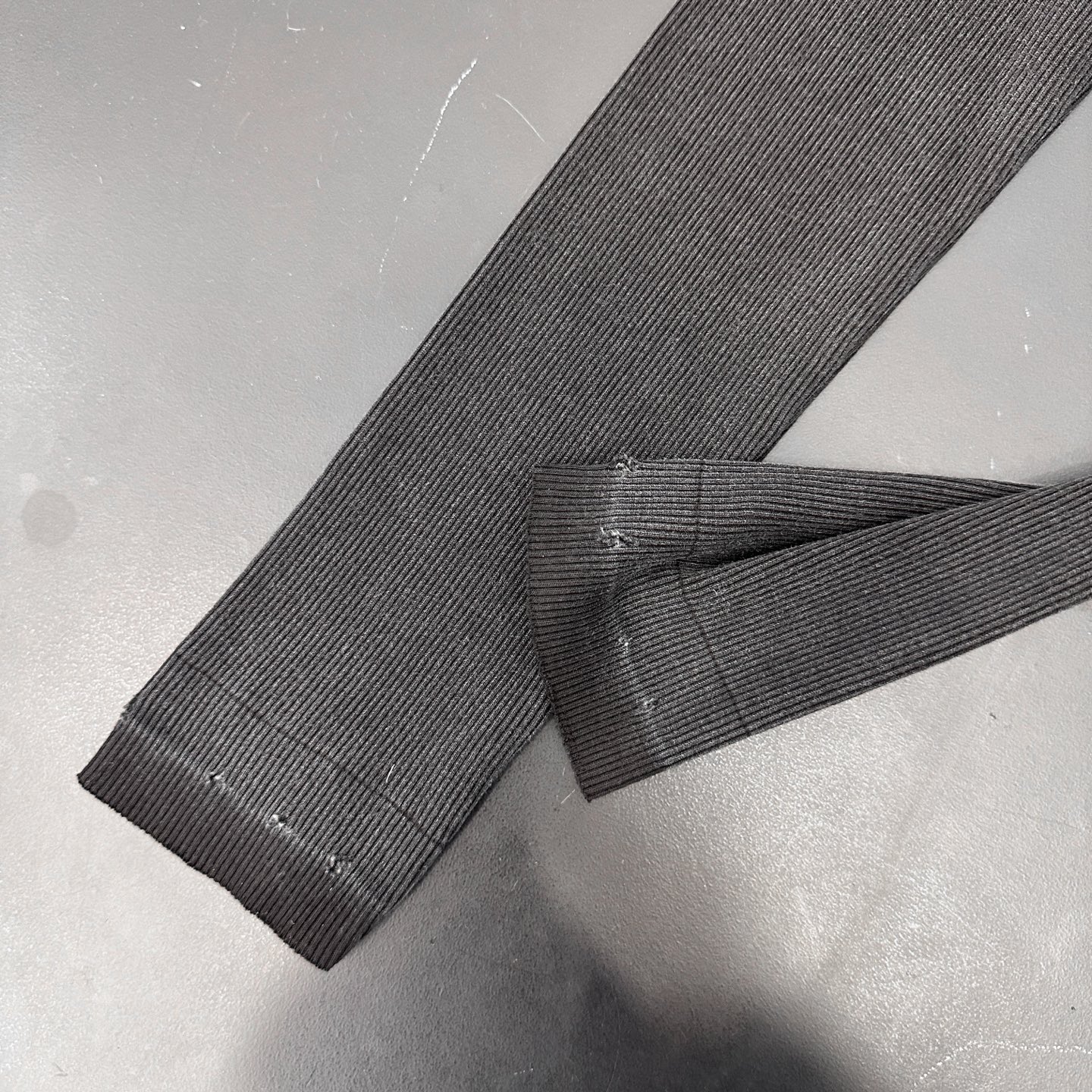 🌾巴黎 ｜ 新款毛织打底，成衣洗水磨破工艺加蕾丝边拼接做工，尺码sml