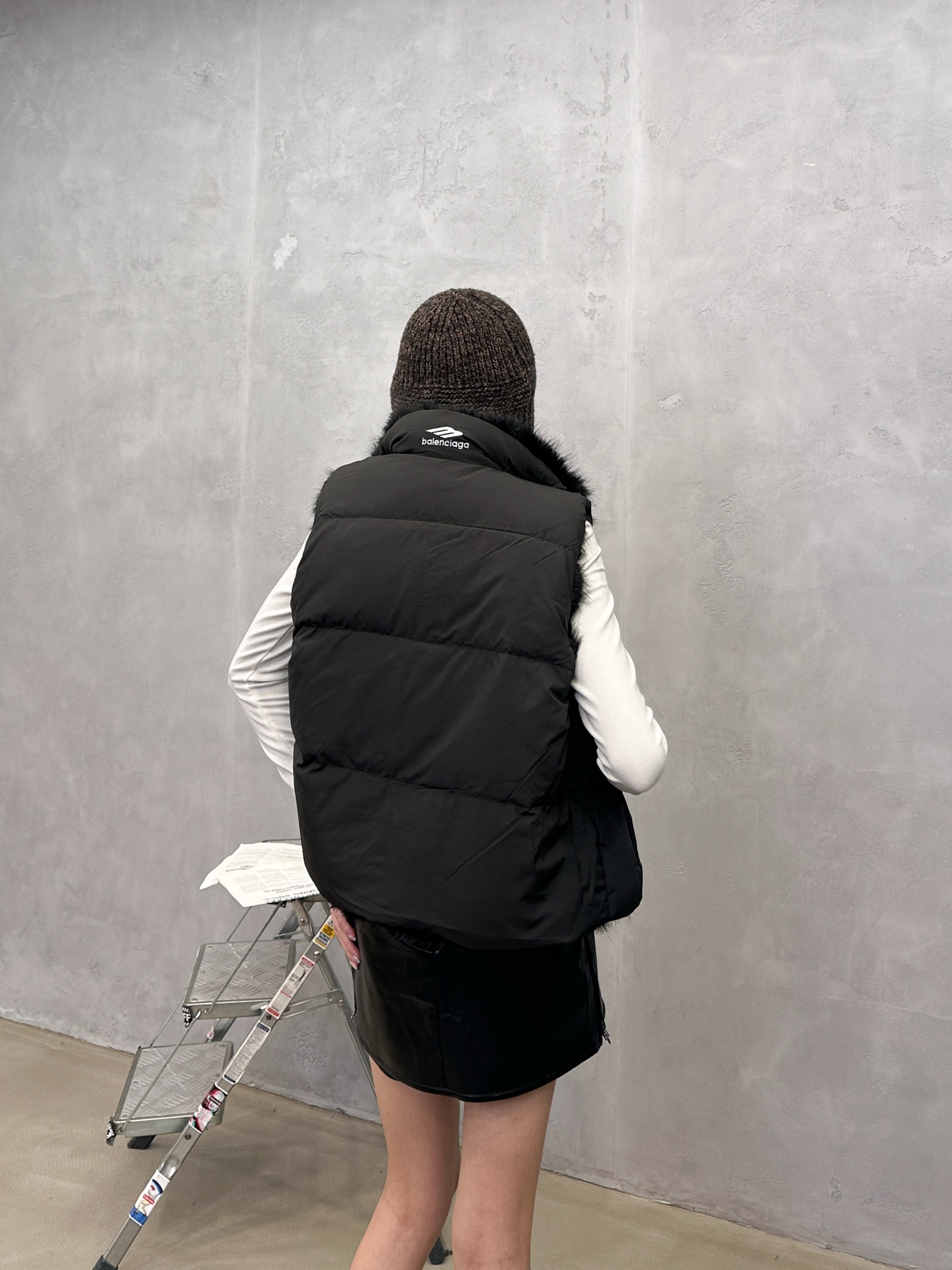 🌾巴黎 ｜ 新款双面羽绒马甲，进口环保仿毛加防风功能性面料，90白鹅绒填充，正反两面穿款式，休闲时尚，尺