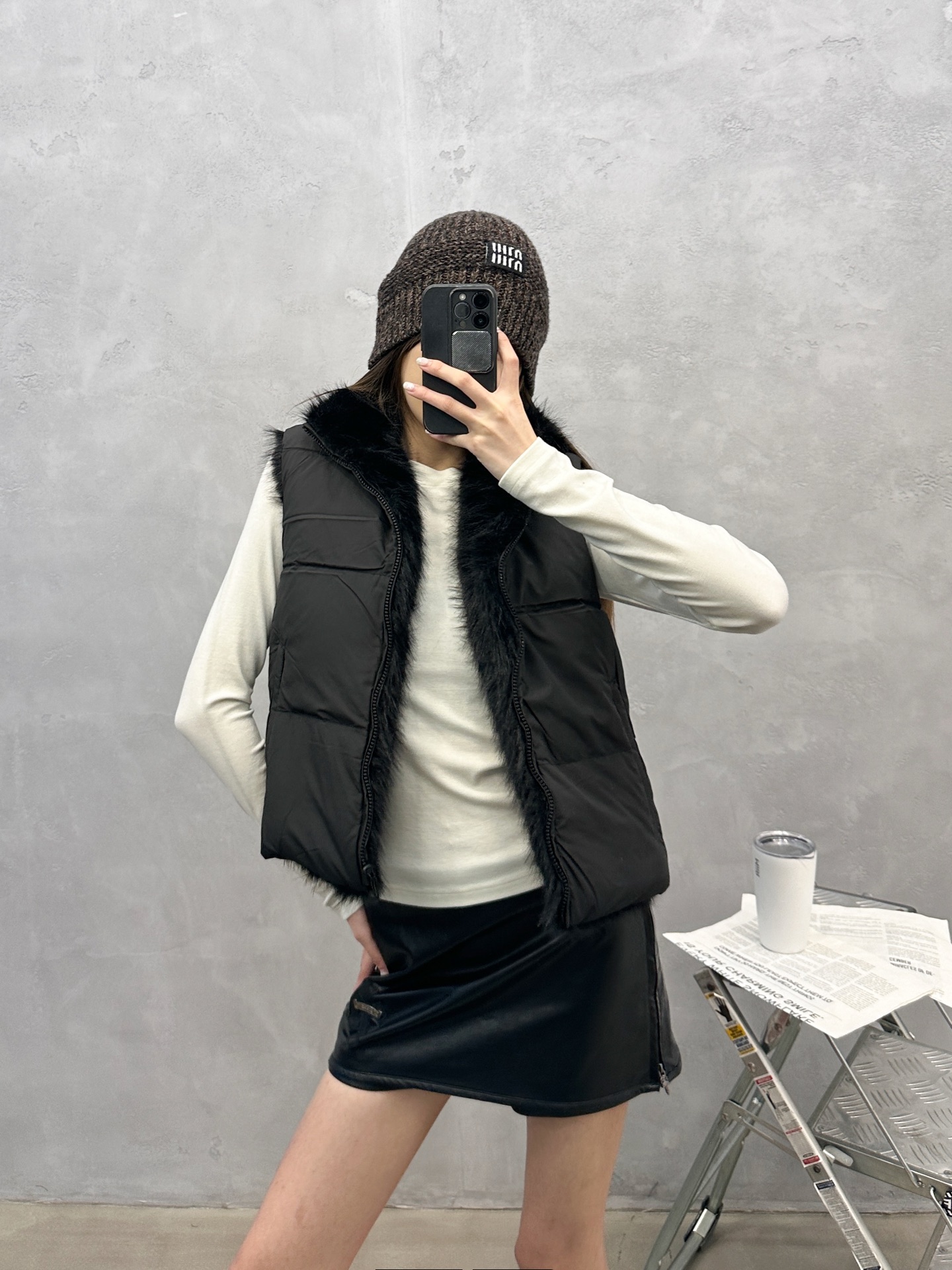 🌾巴黎 ｜ 新款双面羽绒马甲，进口环保仿毛加防风功能性面料，90白鹅绒填充，正反两面穿款式，休闲时尚，尺