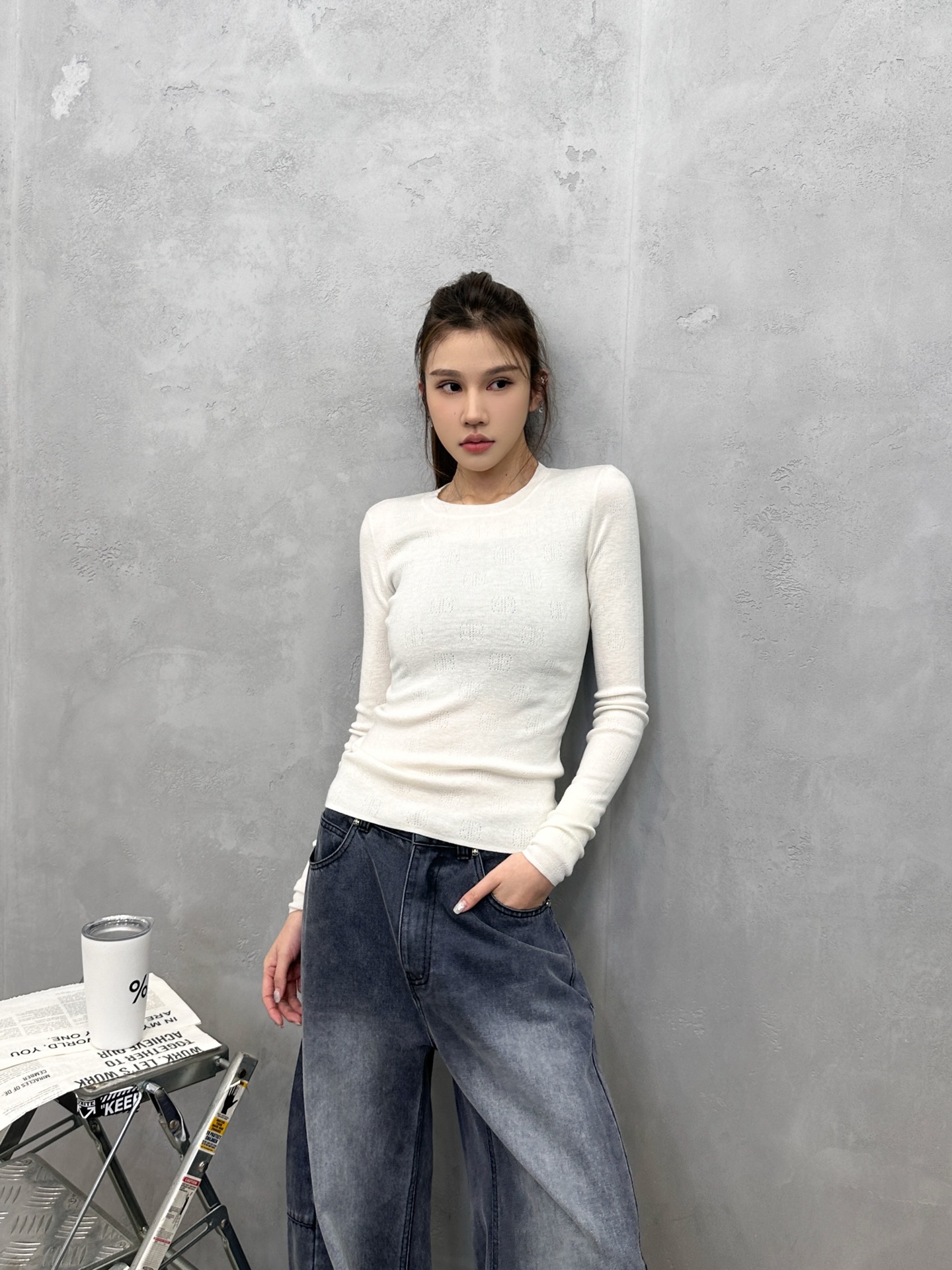 🌾NEW｜新款打底，纯棉面料，柔软透气上身舒适，高弹力坑条针织修身显瘦，整身镂空字母logo设计，尺码S