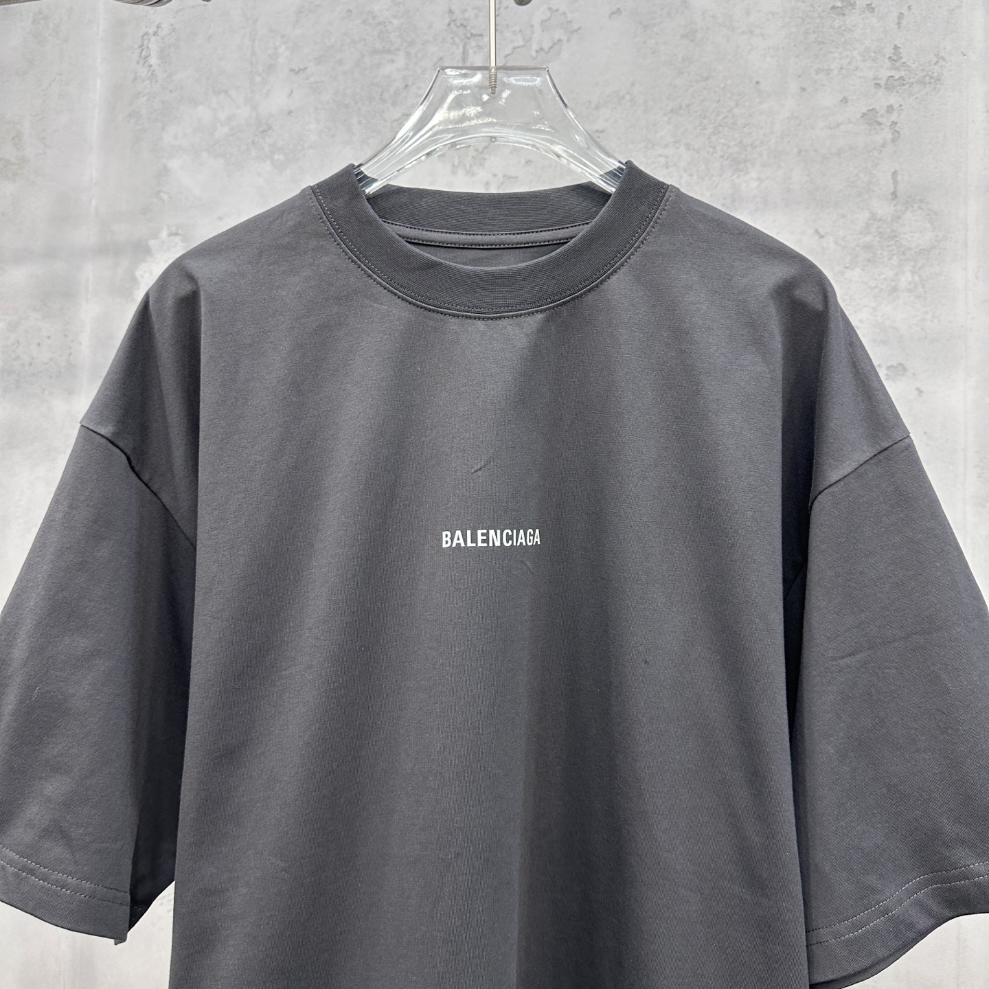 🌾巴黎 ｜ 新款短袖t，成衣洗水加反光印花标，男女同款，尺码sml