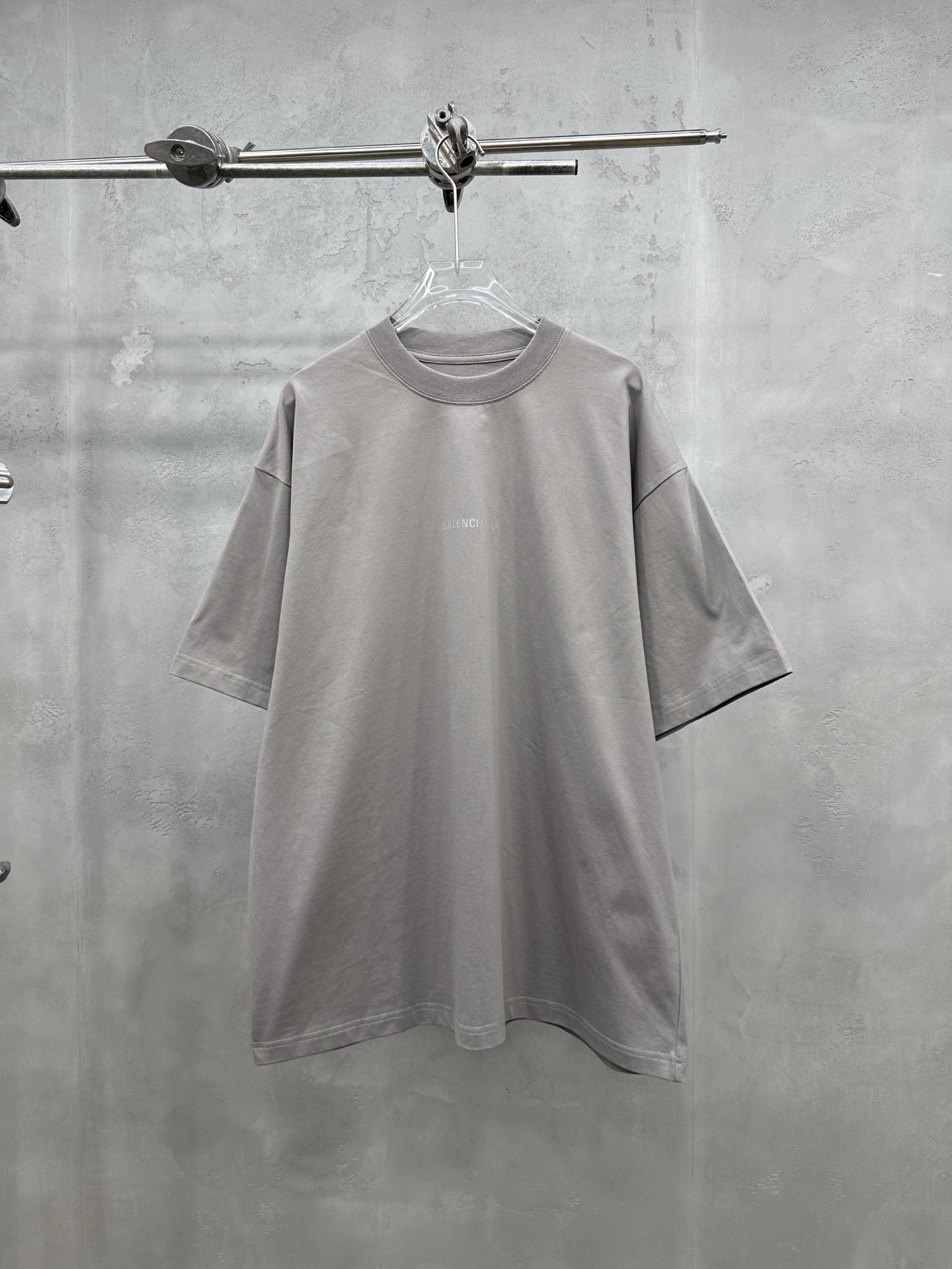 🌾巴黎 ｜ 新款短袖t，成衣洗水加反光印花标，男女同款，尺码sml