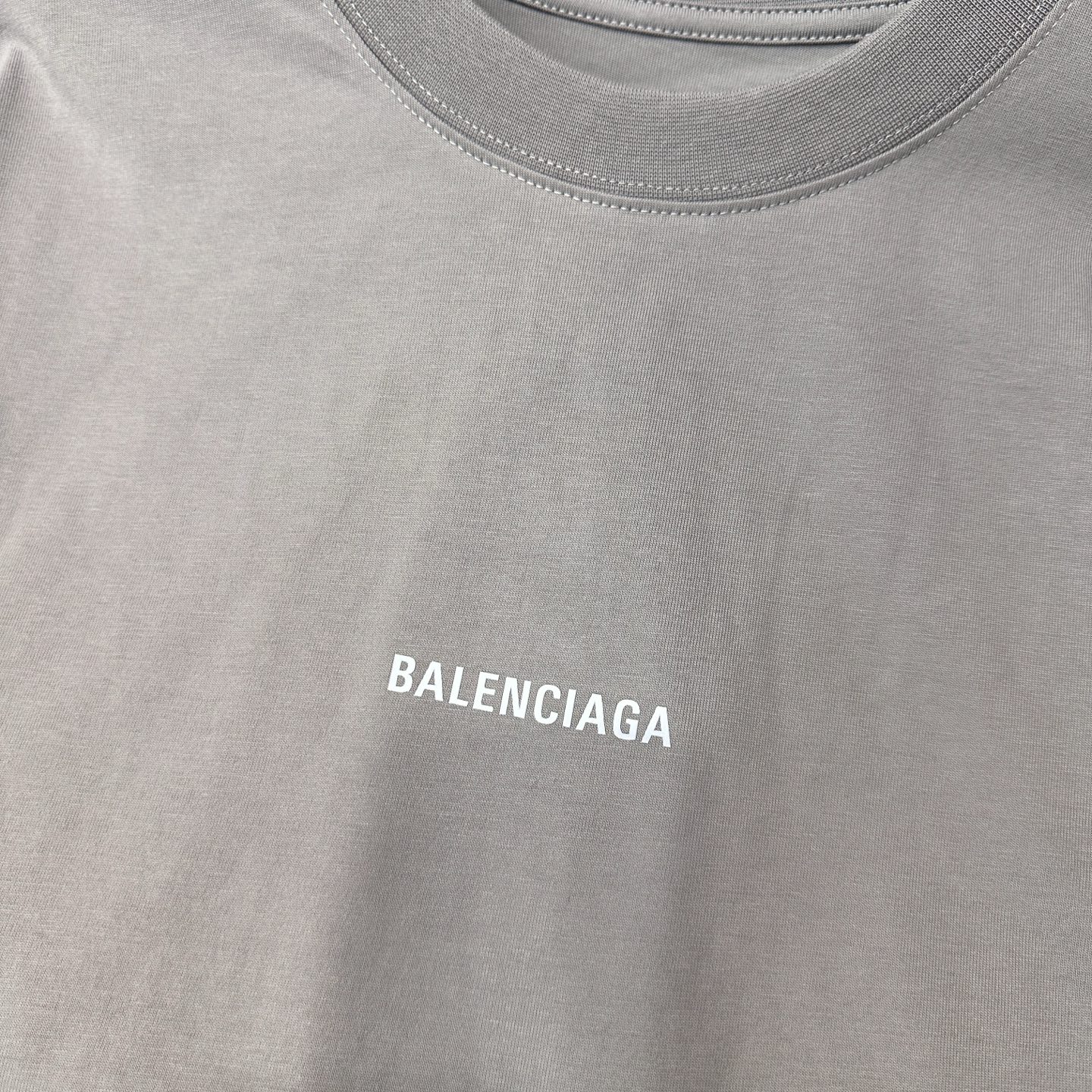 🌾巴黎 ｜ 新款短袖t，成衣洗水加反光印花标，男女同款，尺码sml