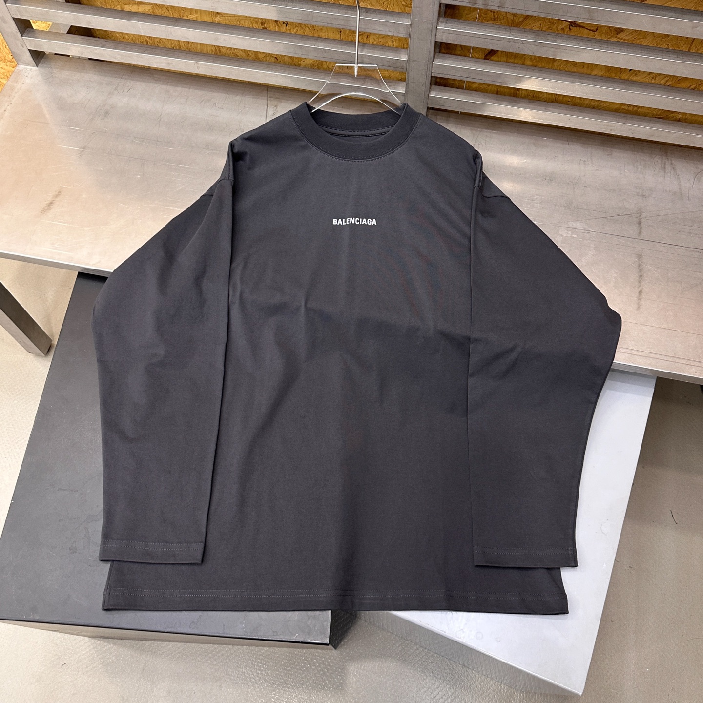 🌾巴黎 ｜ 新款长袖t，成衣洗水加反光印花标，男女同款，尺码sml