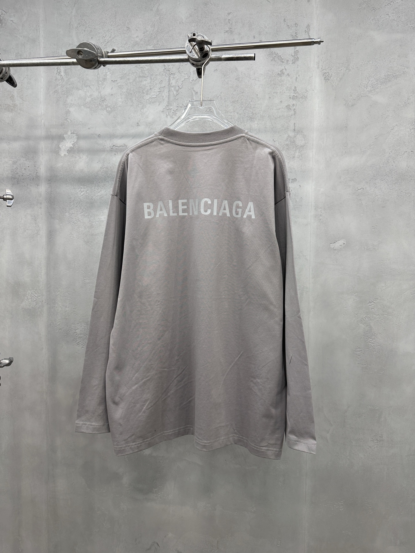 🌾巴黎 ｜ 新款长袖t，成衣洗水加反光印花标，男女同款，尺码sml