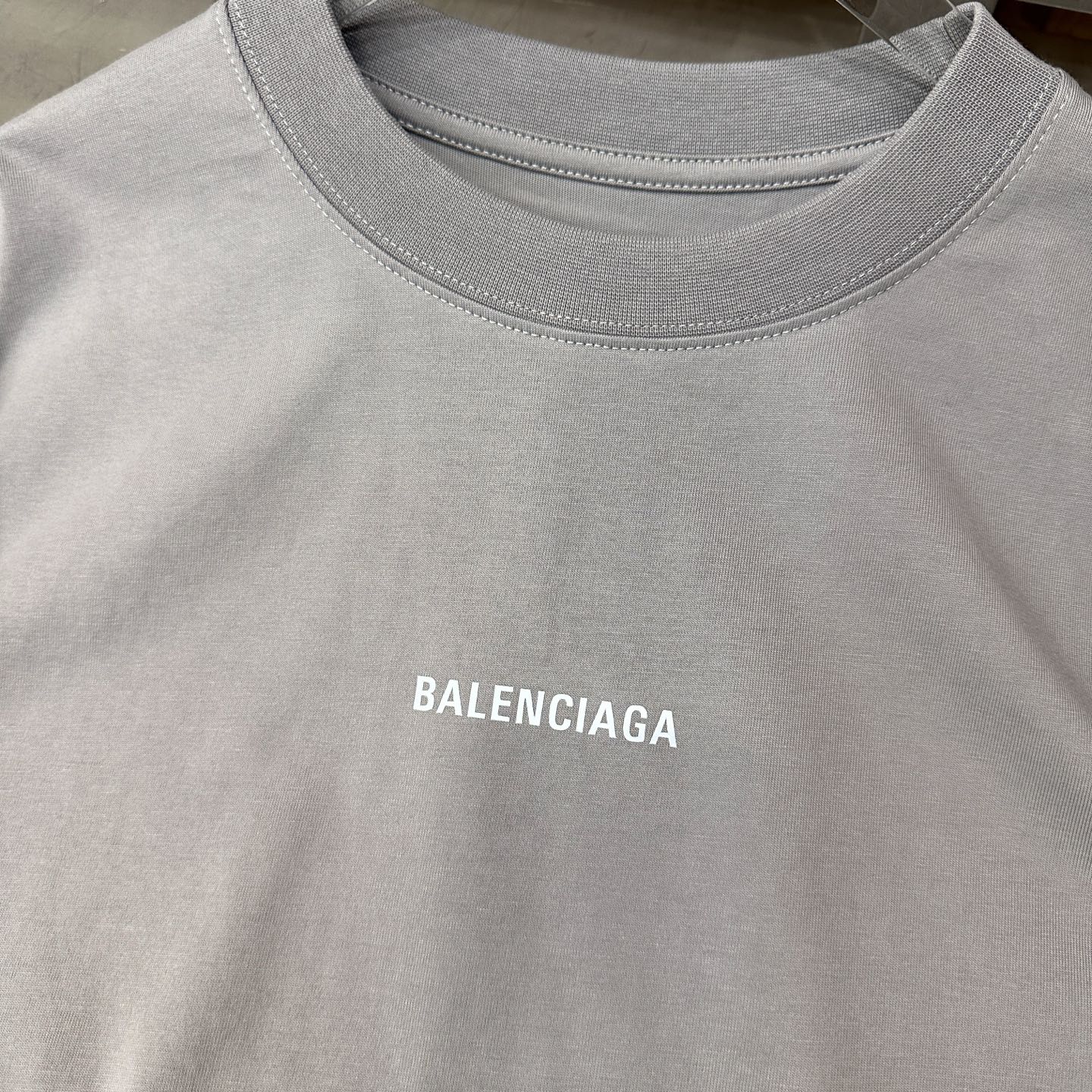 🌾巴黎 ｜ 新款长袖t，成衣洗水加反光印花标，男女同款，尺码sml