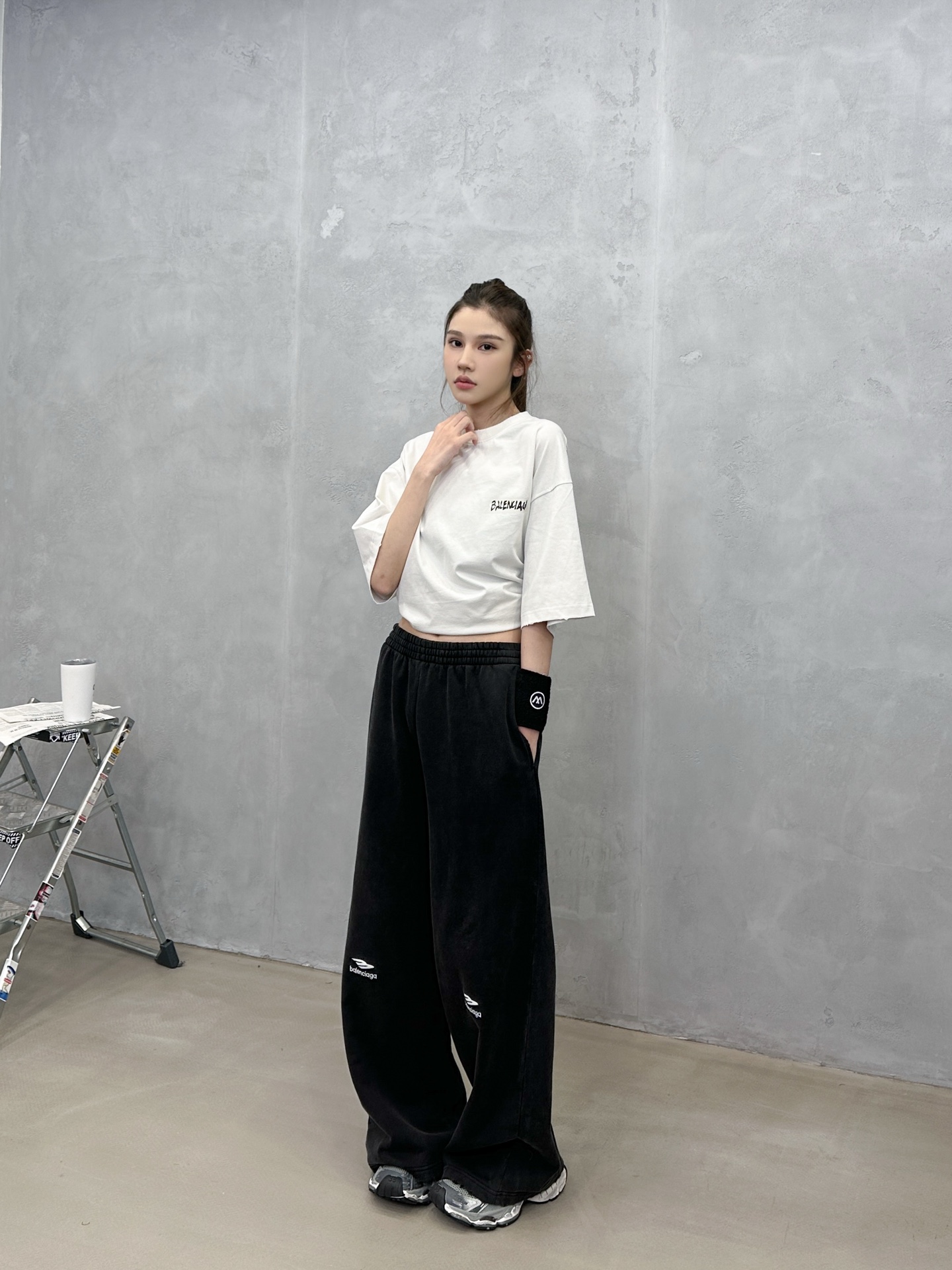 🌾巴黎 ｜ 新款休闲卫裤，成衣洗水炒色吊磨工艺加经典刺绣标，抓绒保暖面料，男女同款，尺码sml