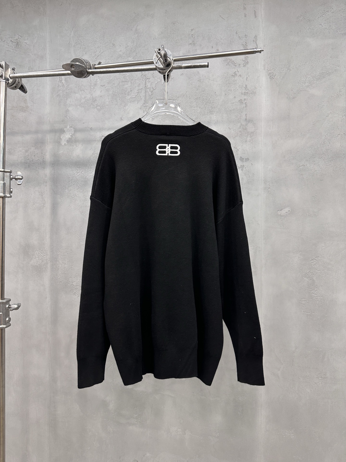 🌾巴黎 ｜ 新款毛织上衣，经典刺绣标，羊毛混纺纱线，男女同款，尺码sml