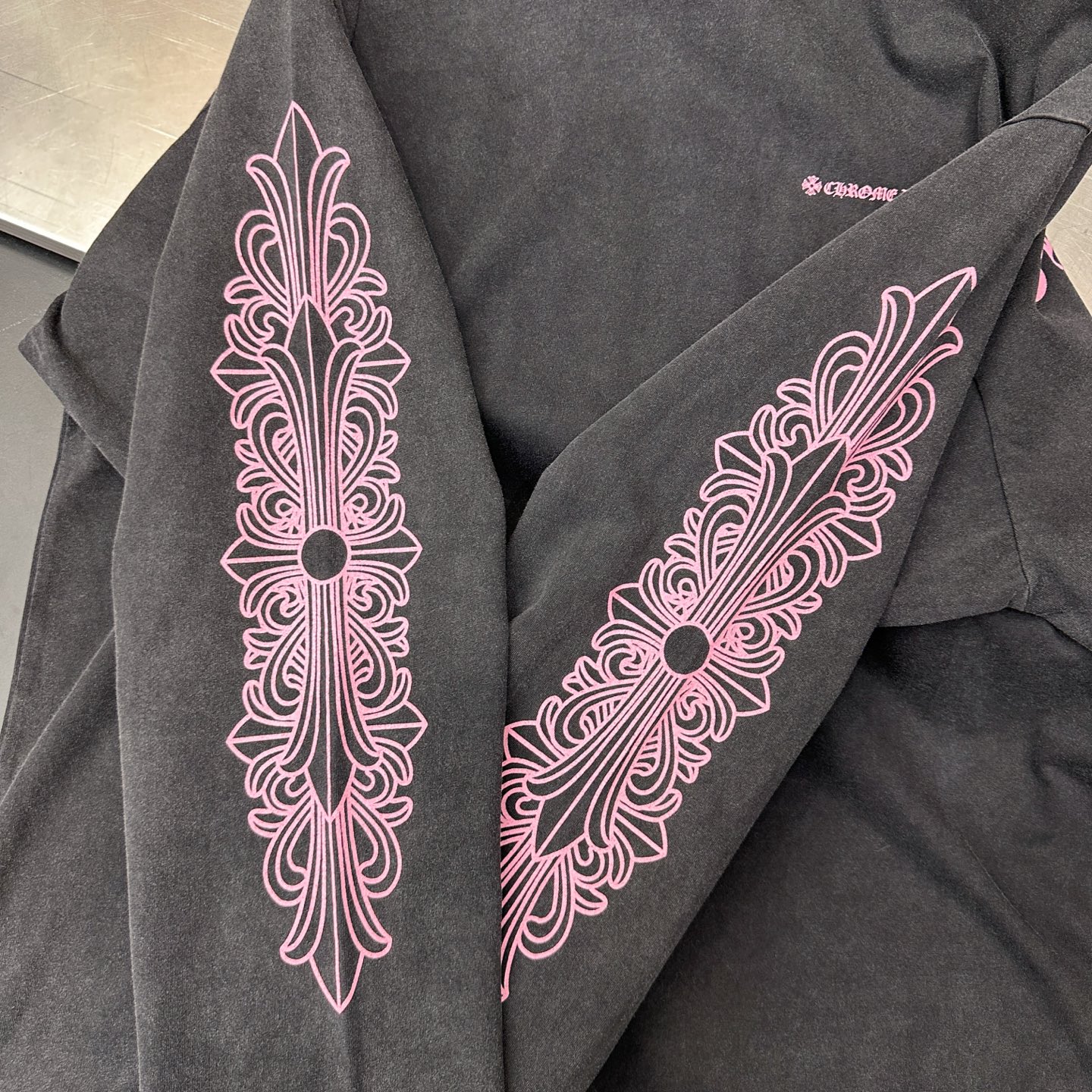 🌾克罗心 ｜ 新款长袖t，成衣洗水炒色吊磨工艺加5处印花，男女同款，尺码sml