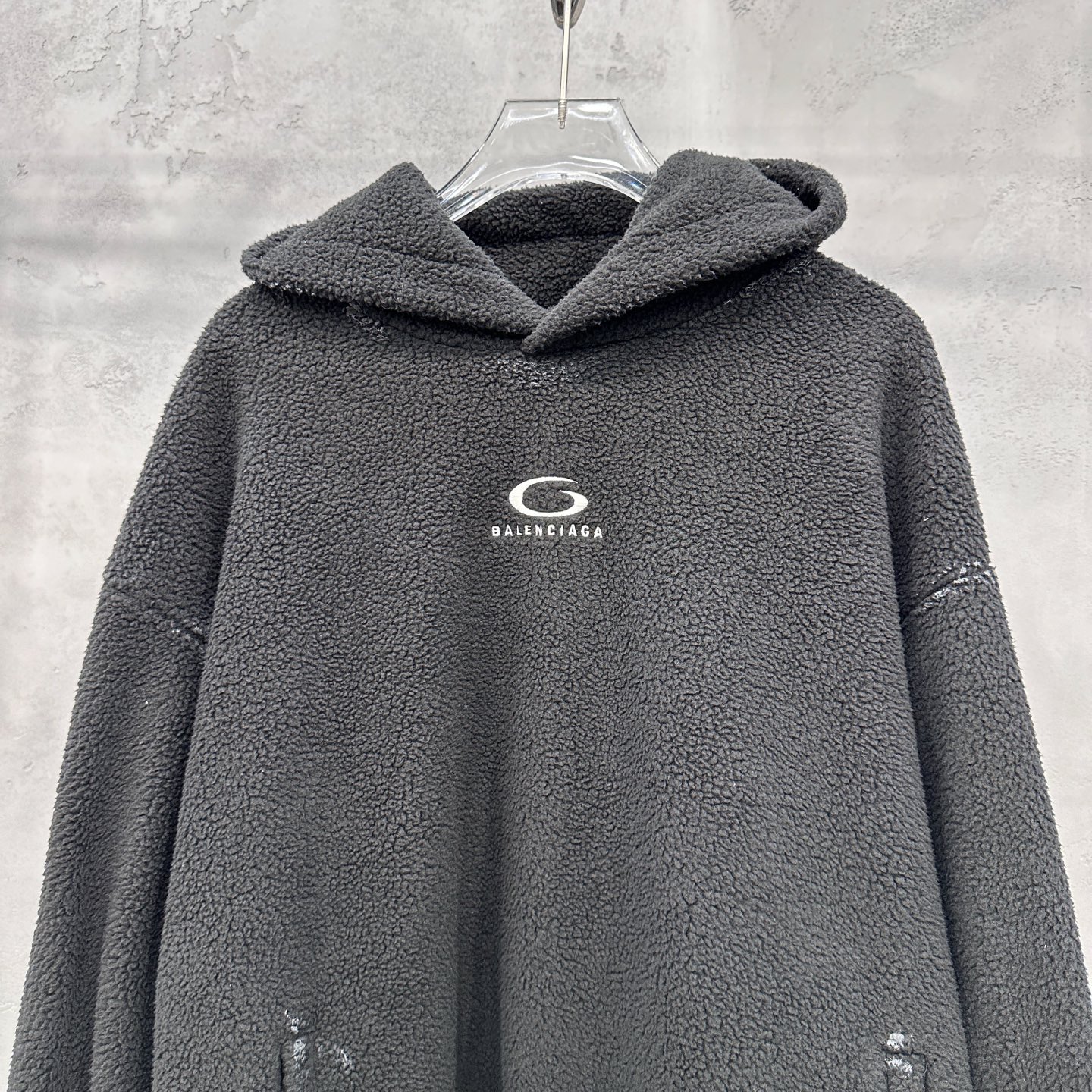 🌾巴黎 ｜ 新款摇粒绒套头，成衣洗水丙烯工艺加多处刺绣标，保暖摇粒绒面料，男女同款，尺码sml