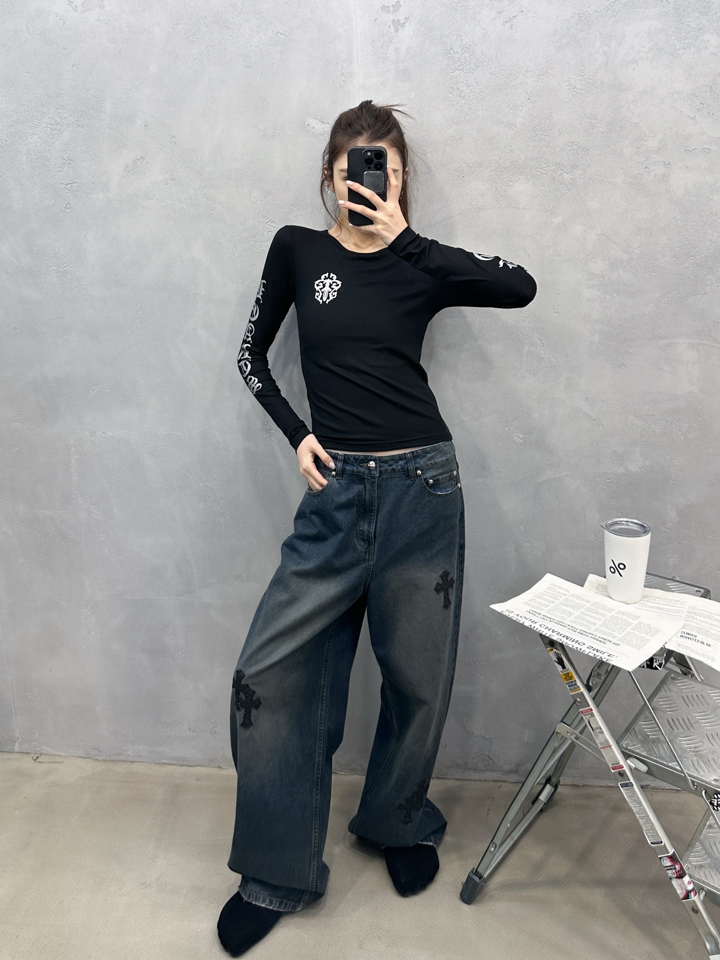 🌾克罗心 ｜ 新款长袖打底，成衣洗水加5处印花，采用进口珠光粉印花材料，休闲时尚，尺码sml