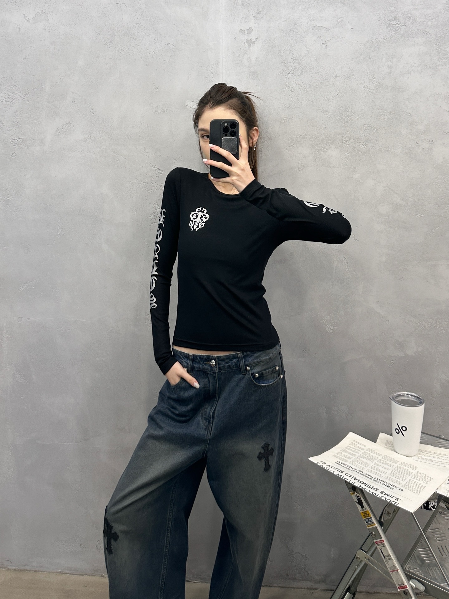 🌾克罗心 ｜ 新款长袖打底，成衣洗水加5处印花，采用进口珠光粉印花材料，休闲时尚，尺码sml