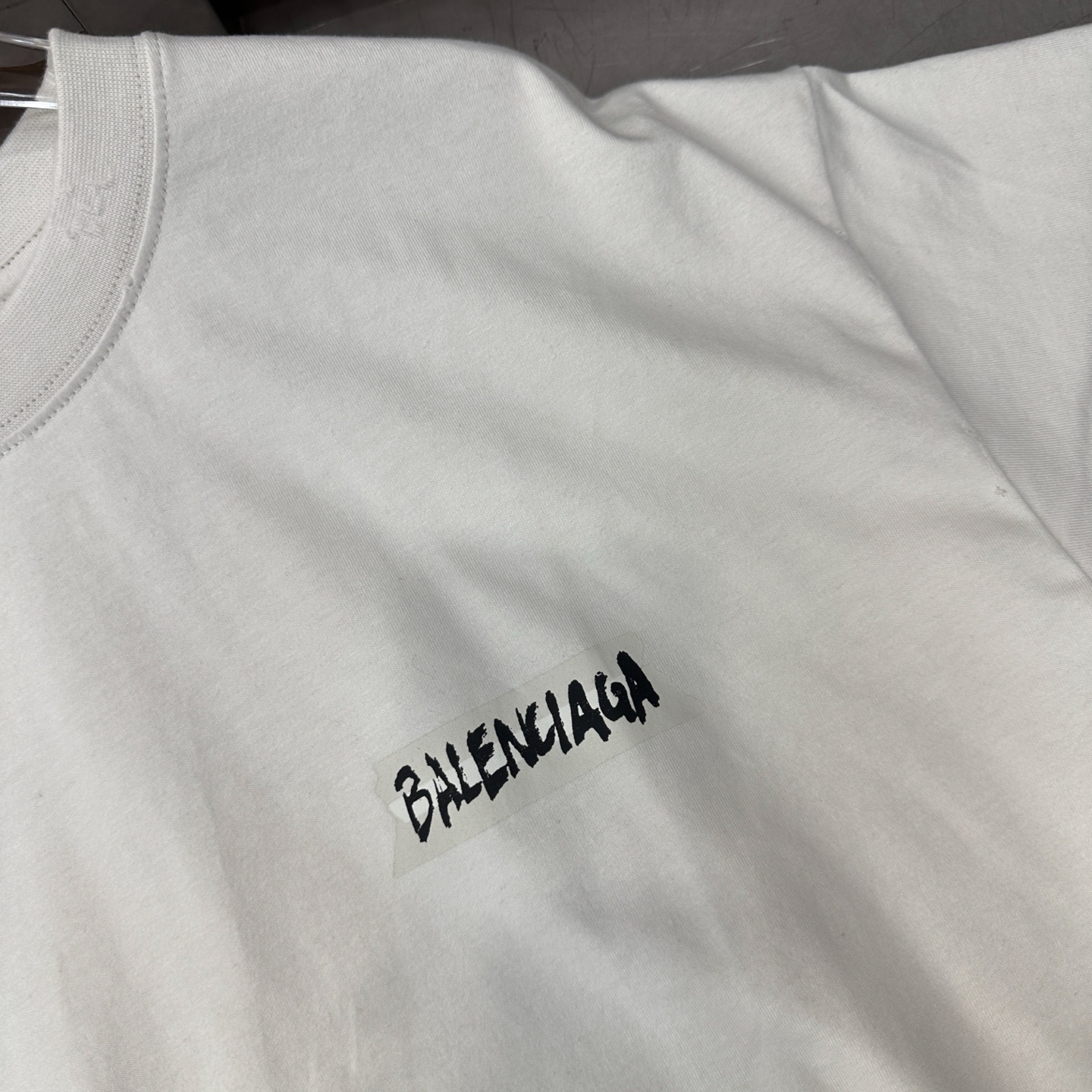 🌾巴黎 ｜ 新款短袖t，成衣洗水吊磨加特殊多层次印花，男女同款，尺码sml