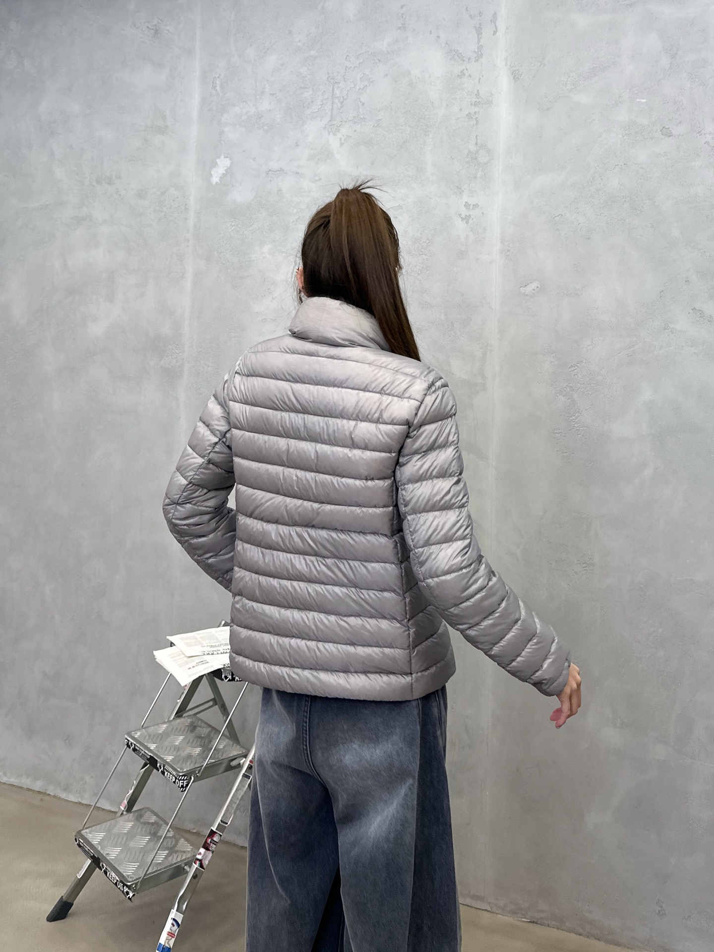 🌾Miu ｜ 新款羽绒服，经典进口印花标，手工车线多间隔款式，超薄品牌无胆羽绒面料，90白鹅绒填充，男女