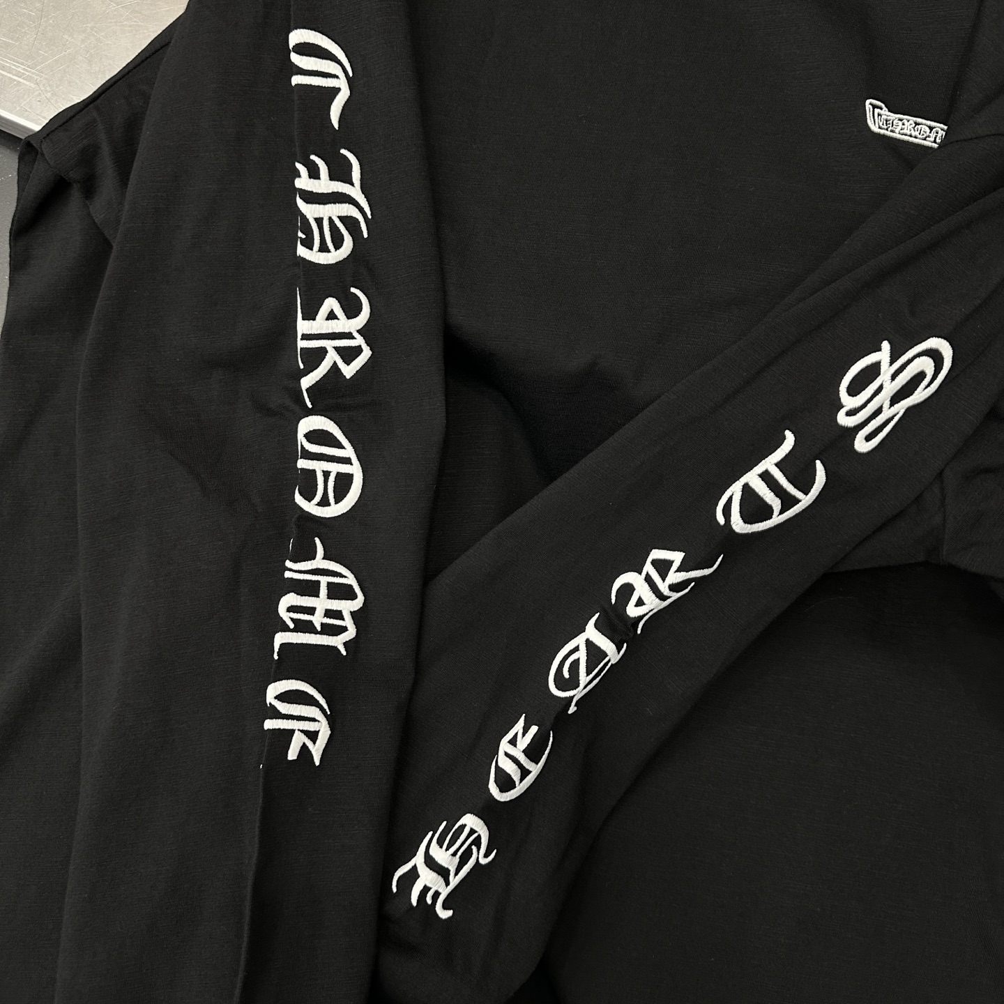 🌾克罗心 ｜ 新款长袖t，成衣洗水加4处刺绣工艺，男女同款，尺码sml