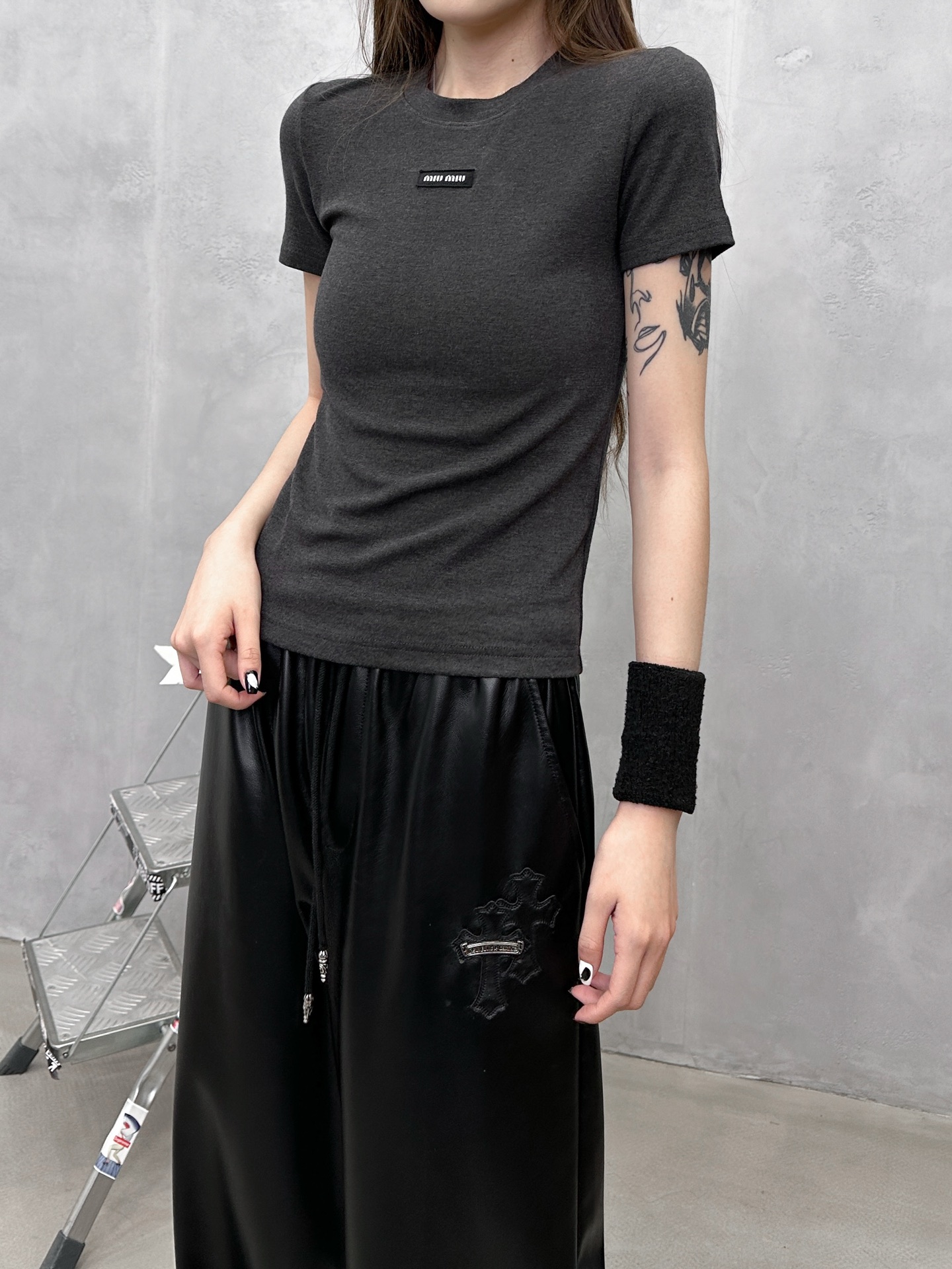 🌾Miu ｜ 新款打底短袖t，基础修身版型，进口莱赛尔羊毛面料亲肤感超强，时尚休闲，尺码sml